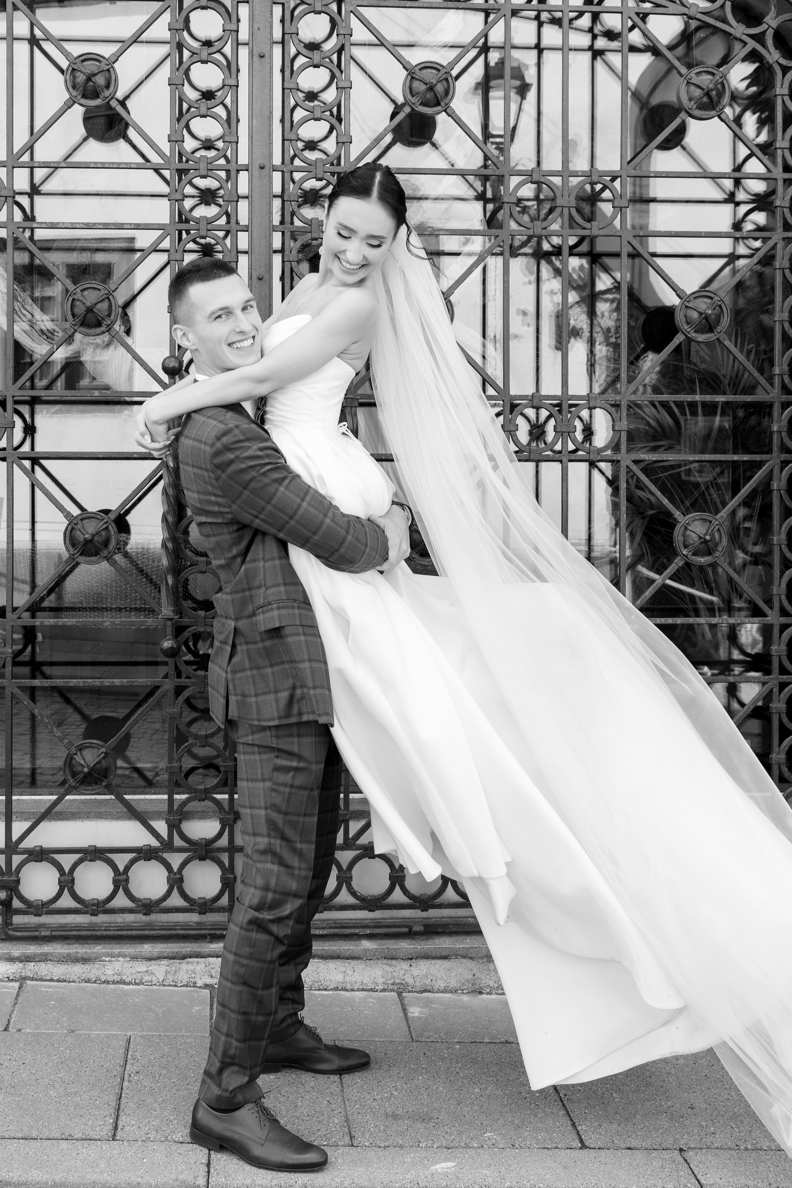 Nuotakos rytas, vestuvės, detalės, emocijos, geriausi rakursai, daug nuotraukų. Aliaksandra Norvilas fotografas Vilnius