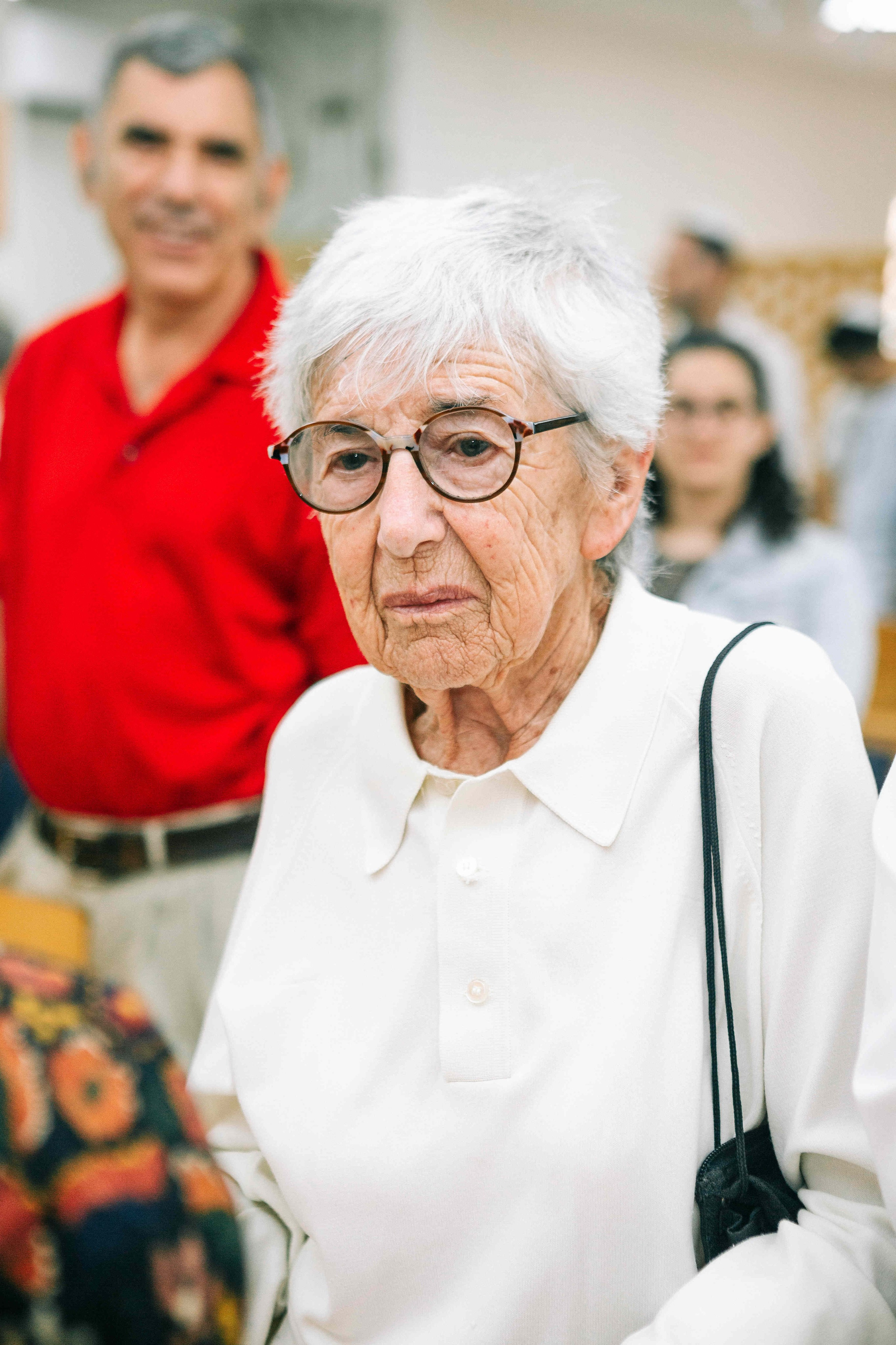 BRITH MILA IN THE SMALL SYNAGOGUE. PHOTOGRAPHER IN ISRAEL