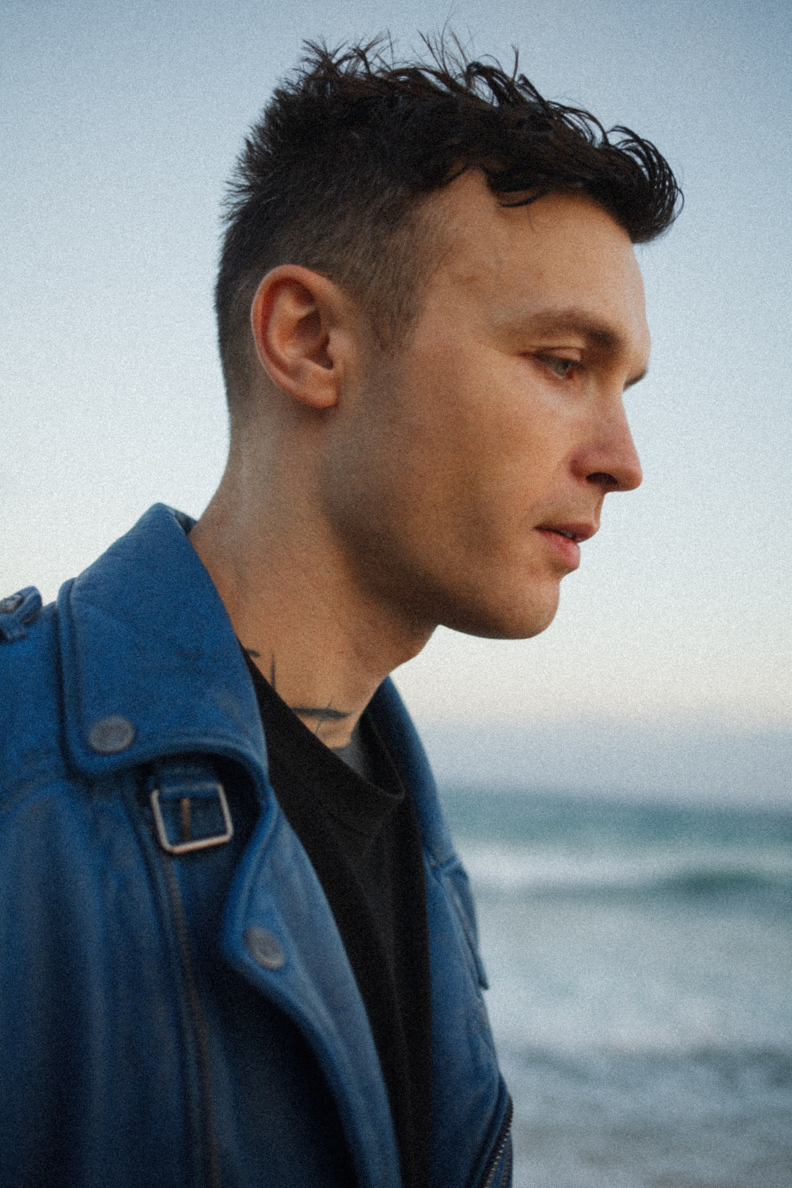 Un amigo en la playa. Marina Kálcheva – Photographer, Videographer & Visual Artist in Barcelona