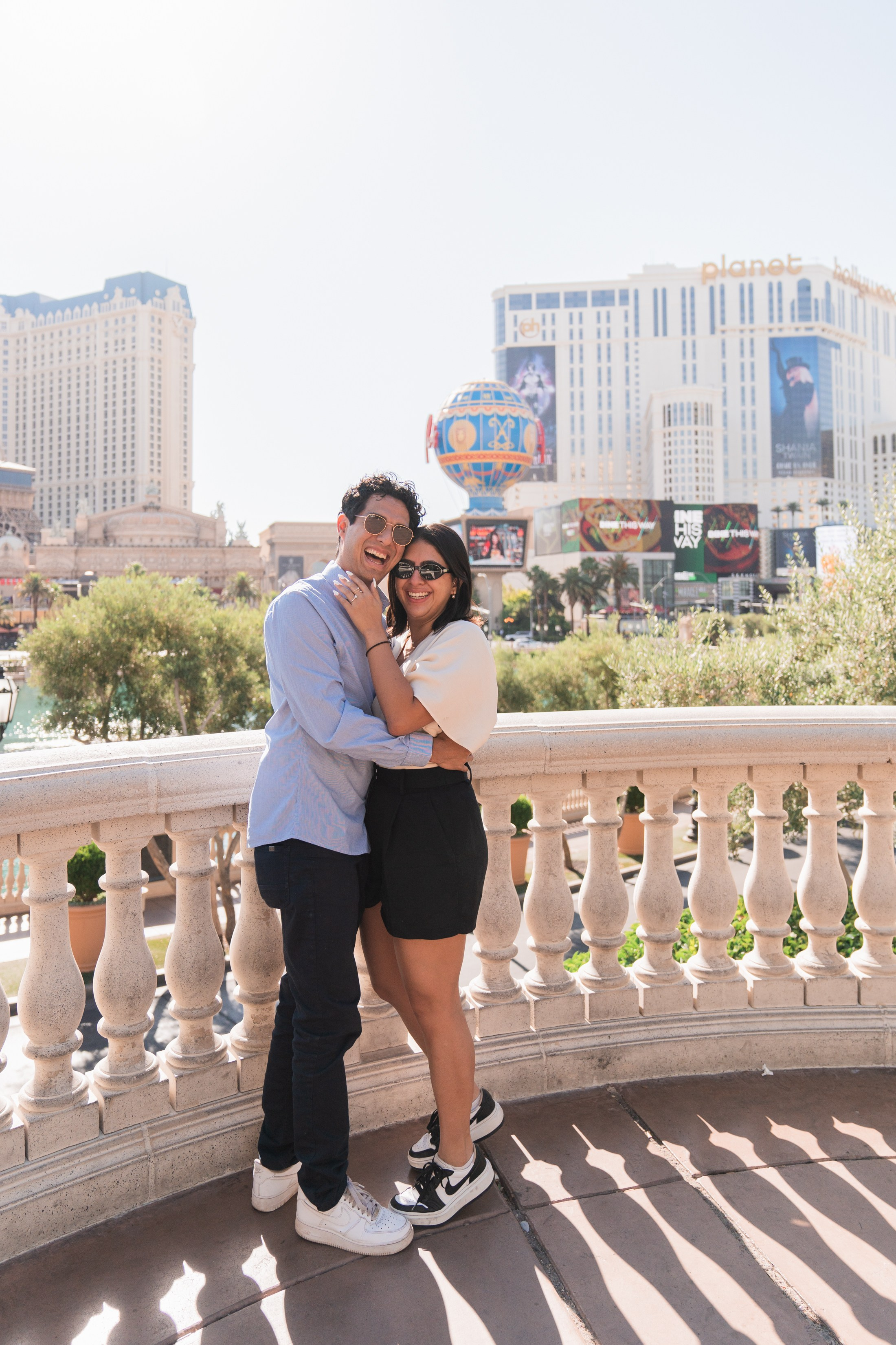 Dani&Lu. Marriage proposal. Wedding & elopement photographer Viktoriya Kravtsov. Las Vegas