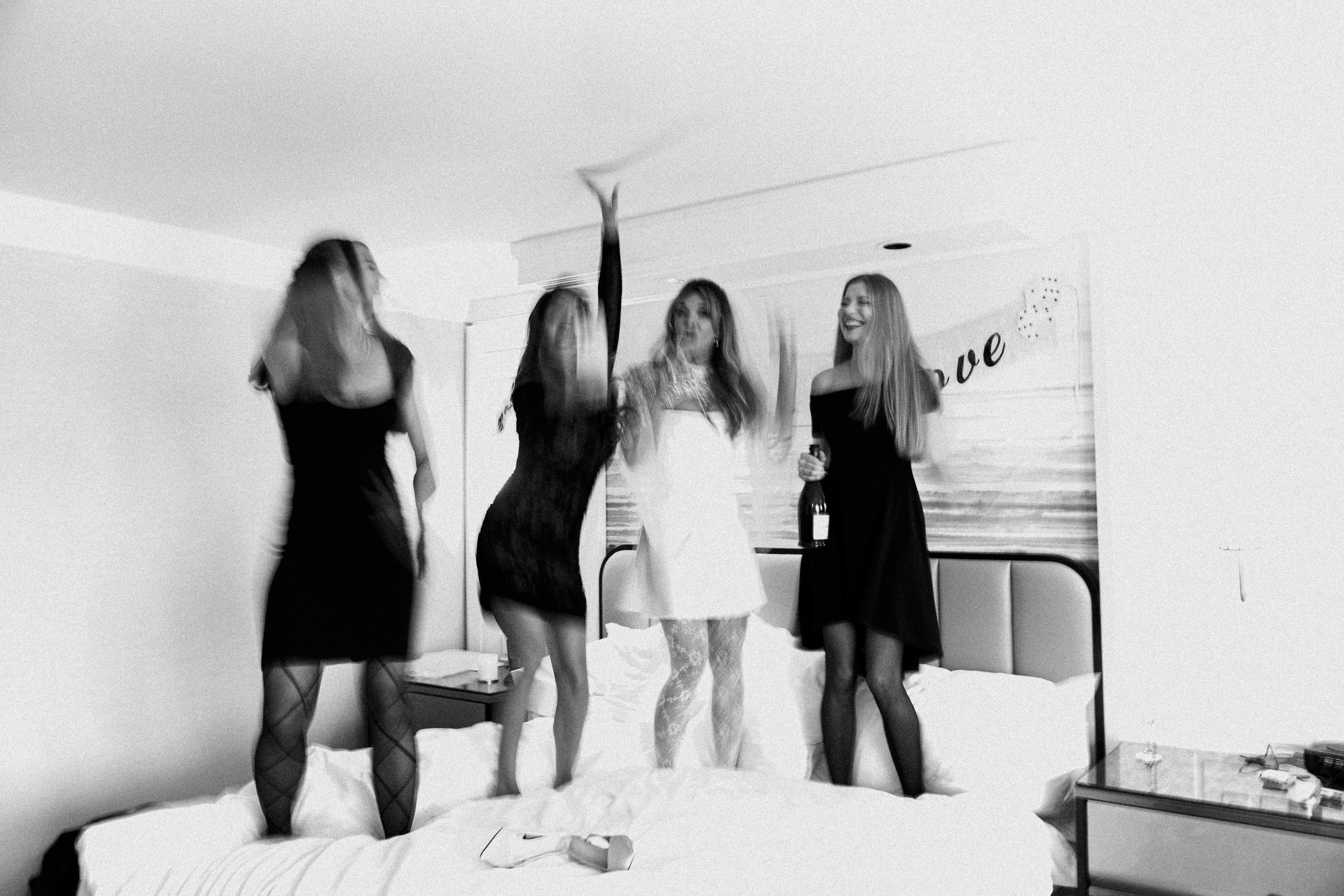 P&J. Wedding & elopement photographer Viktoriya Kravtsov. Las Vegas