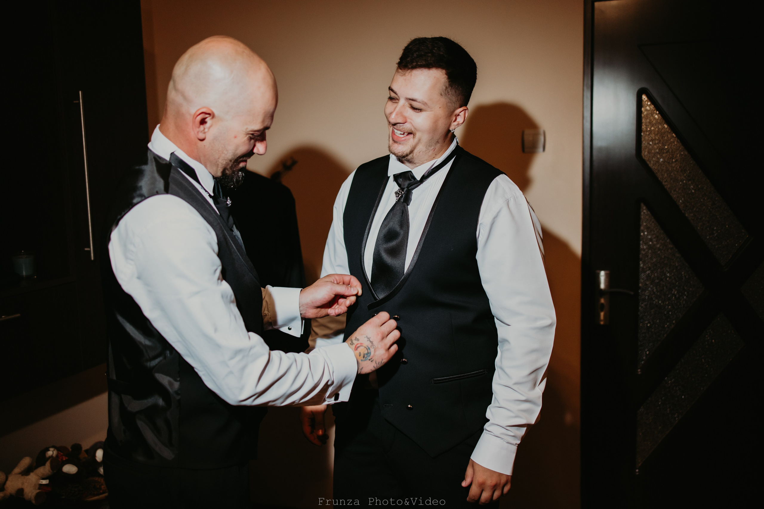 Andra + Doru / Wedding Day. Foto / Video nunta Deva, Hunedoara