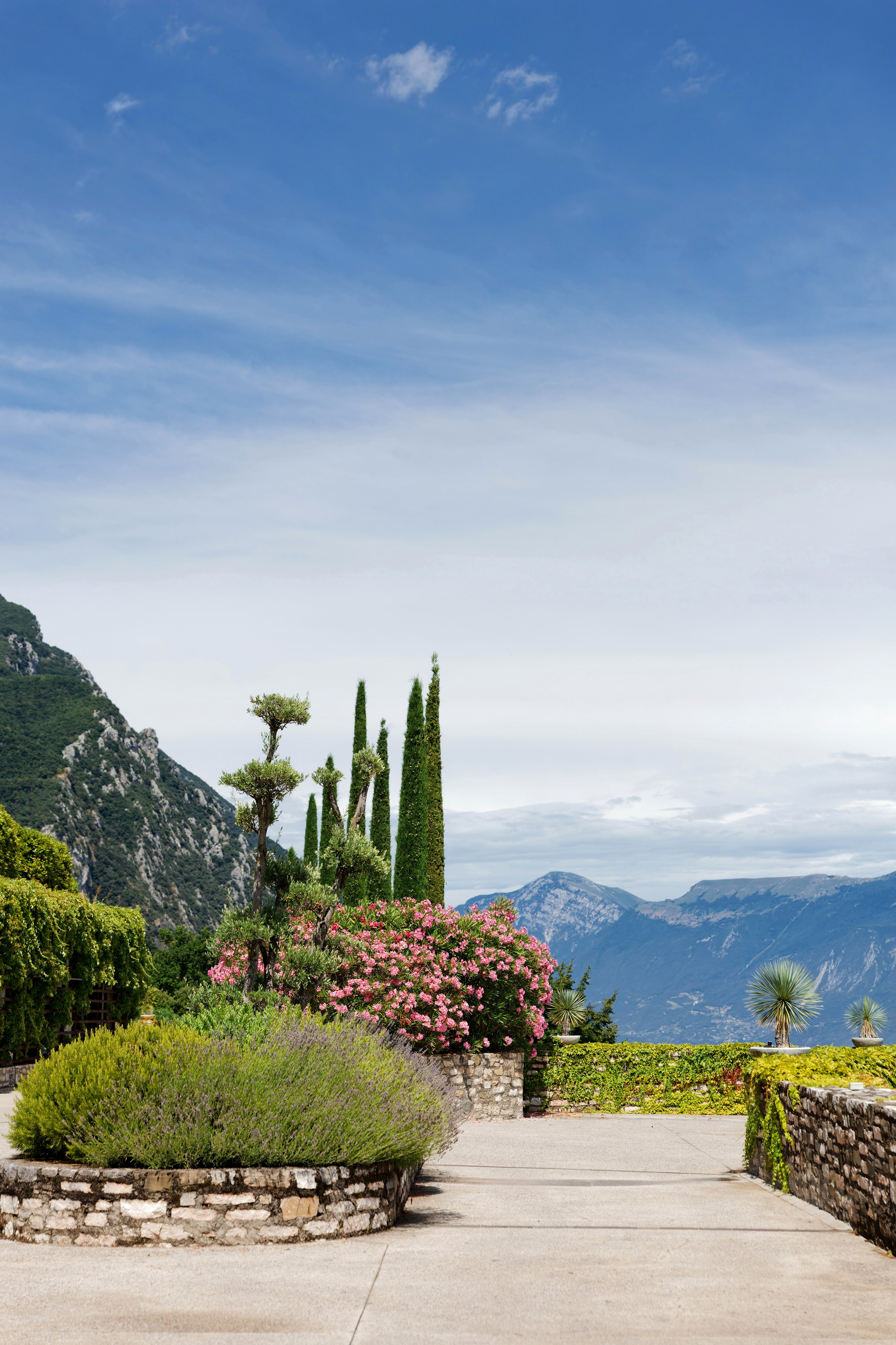 Wedding at Villa Bettoni on Lake Garda