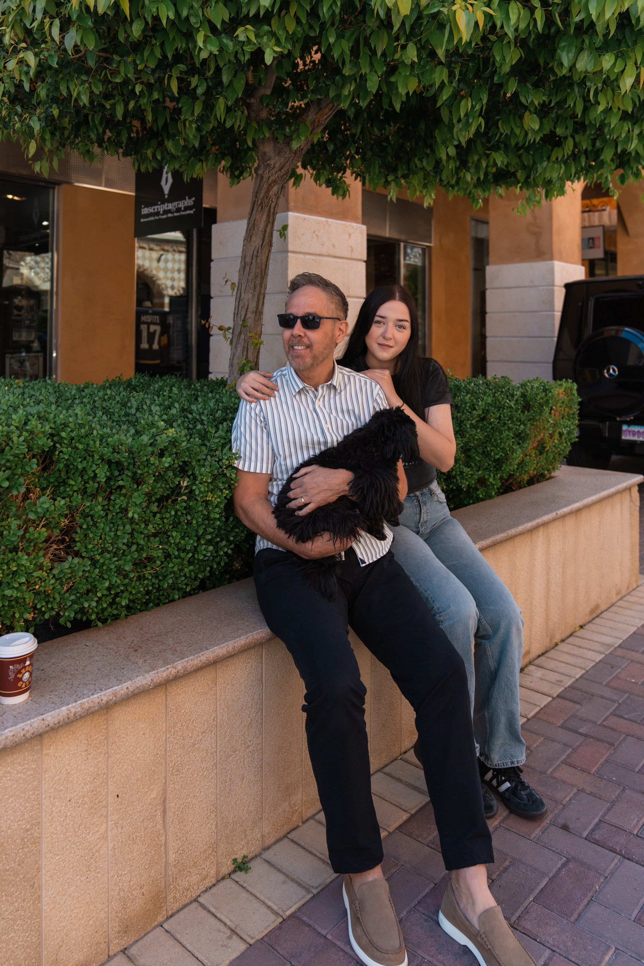 Tesa and her family. Wedding & elopement photographer Viktoriya Kravtsov. Las Vegas