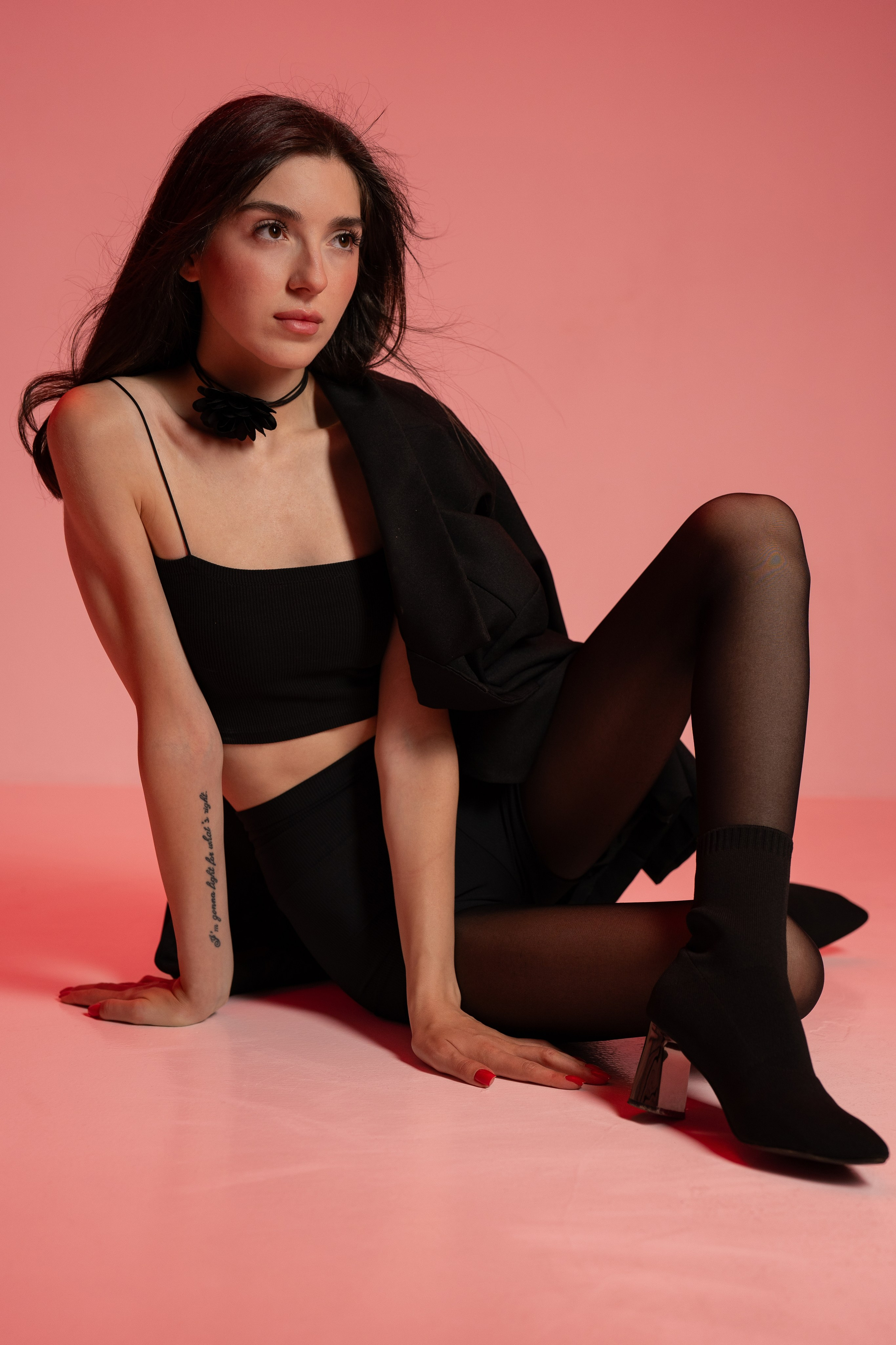 Where Beauty Blooms. Family & fashion photographer in Doha