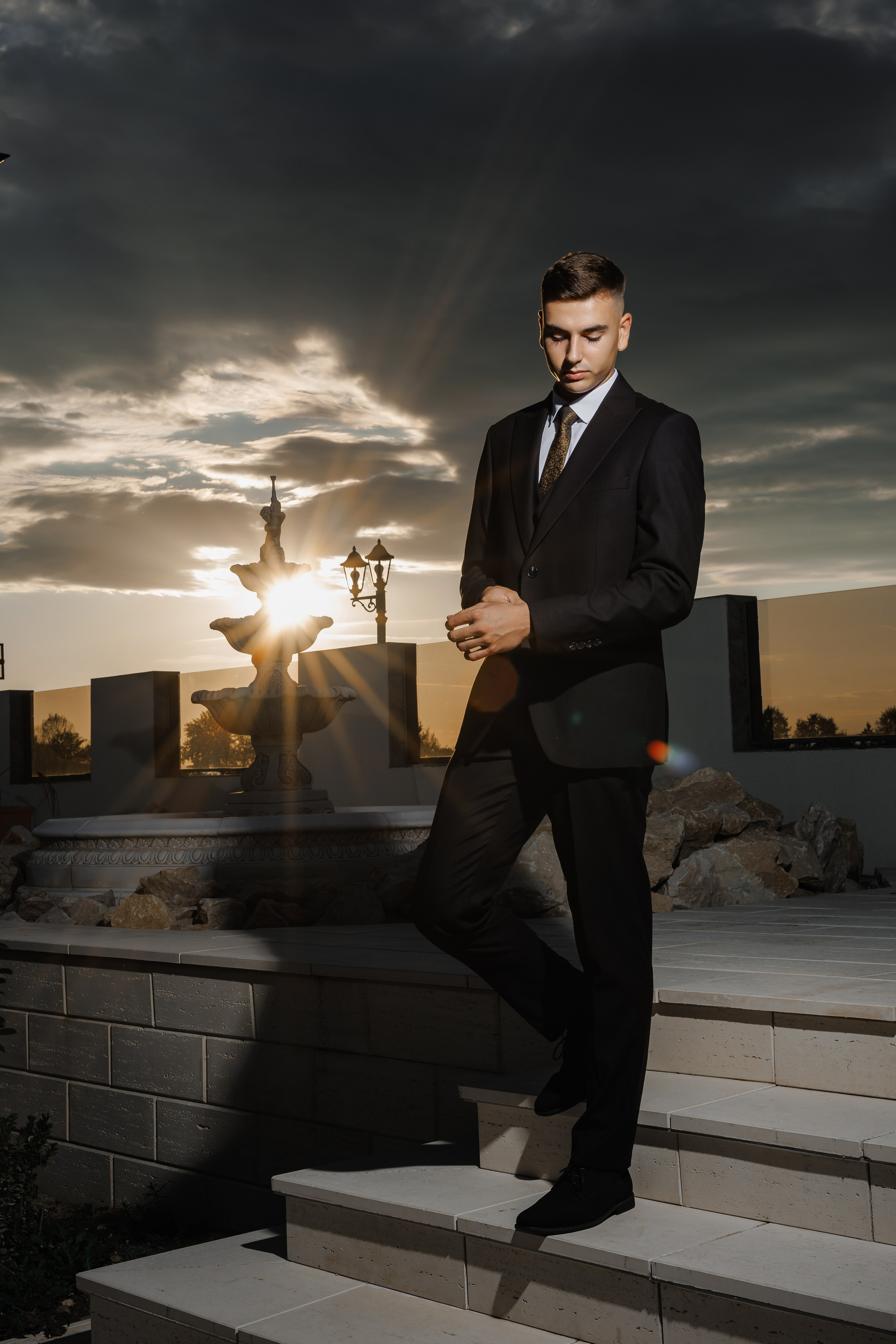 Fotografii de majorat. Adrian Bârsan