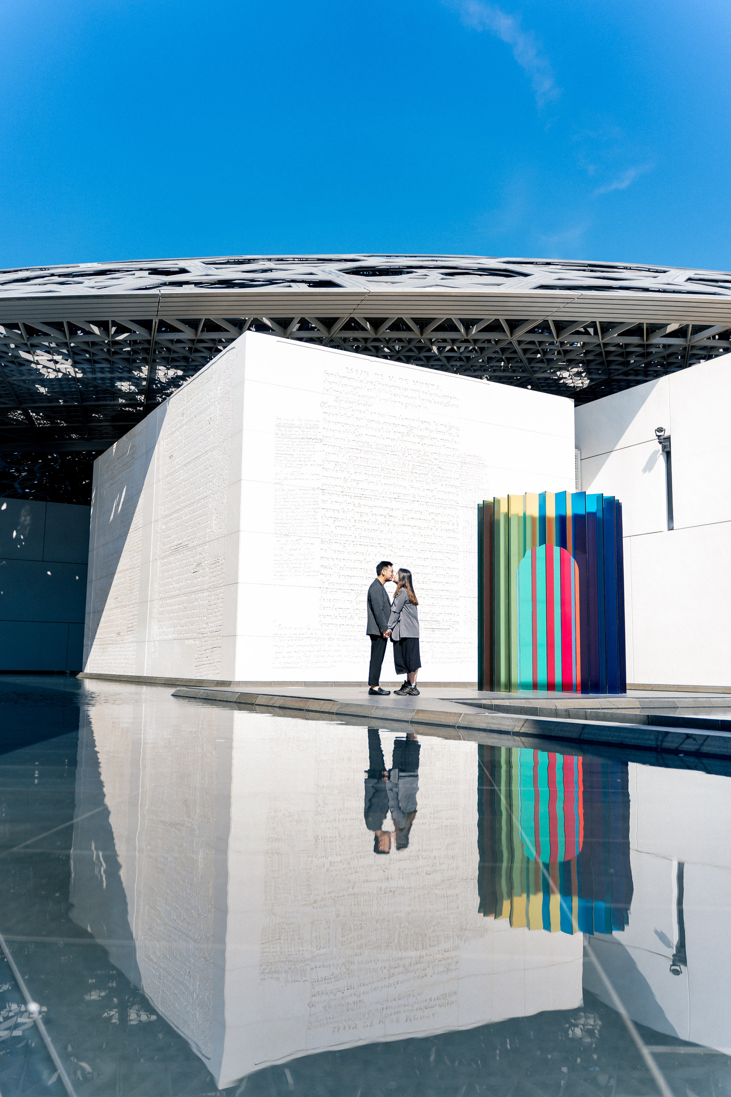 Love story Louvre Abu Dhabi. Фотограф в Абу Даби Марина