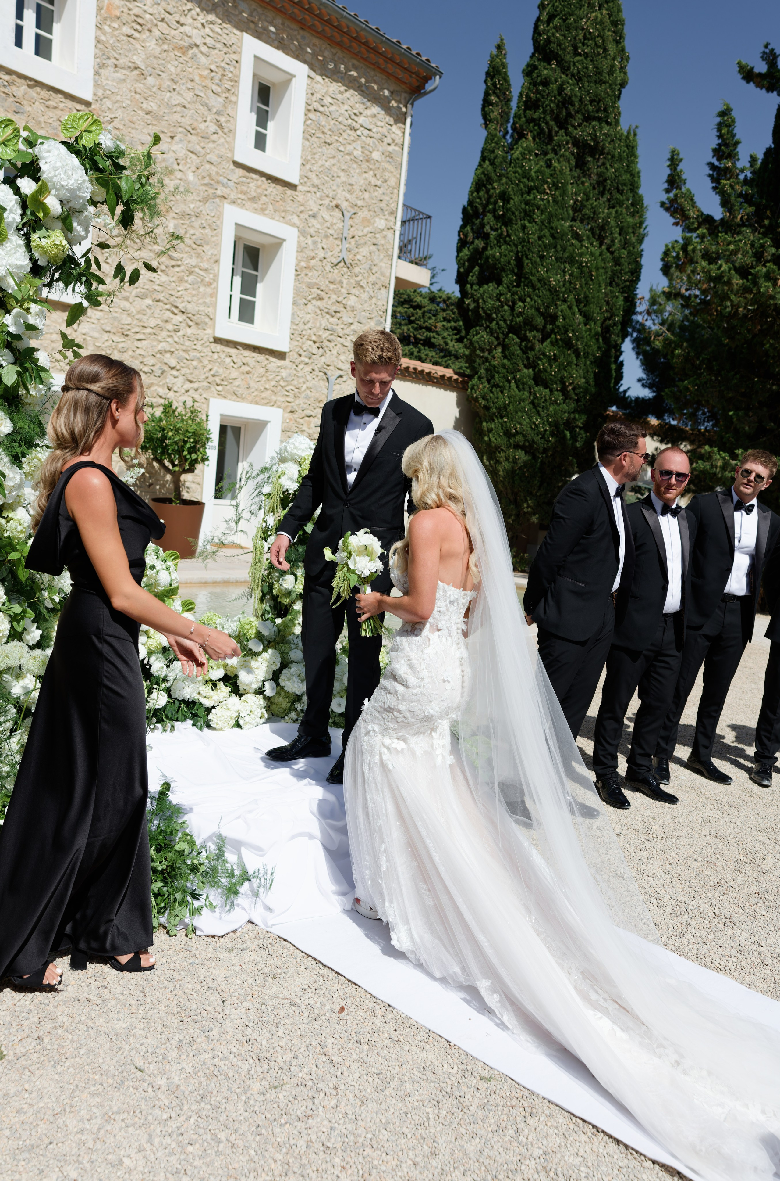 Wedding at Château L’Hospitalet in Narbonne, France. Destination Wedding Photographer — Nikita Burtsev