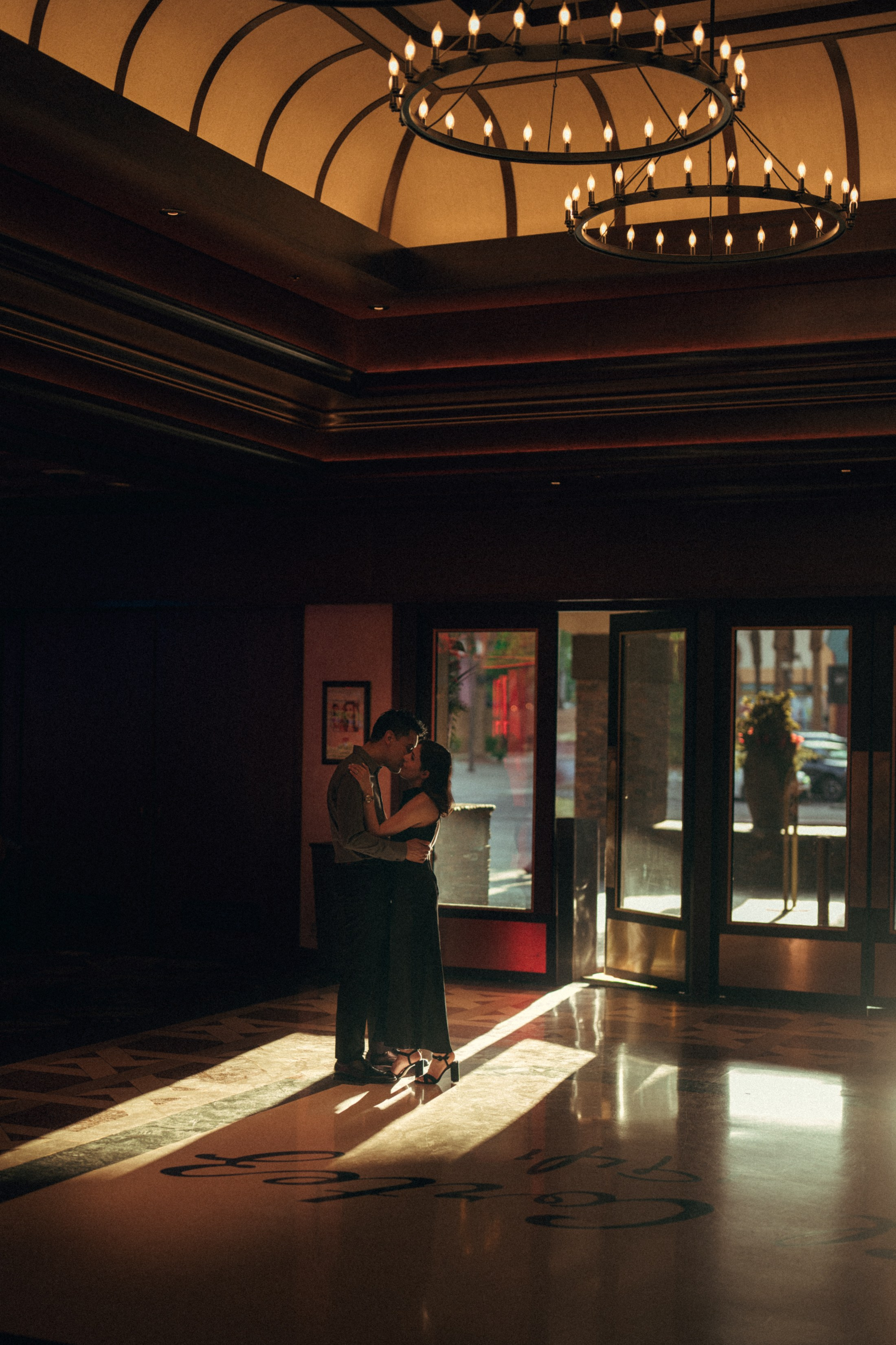 Anniversary. Wedding & elopement photographer Viktoriya Kravtsov. Las Vegas