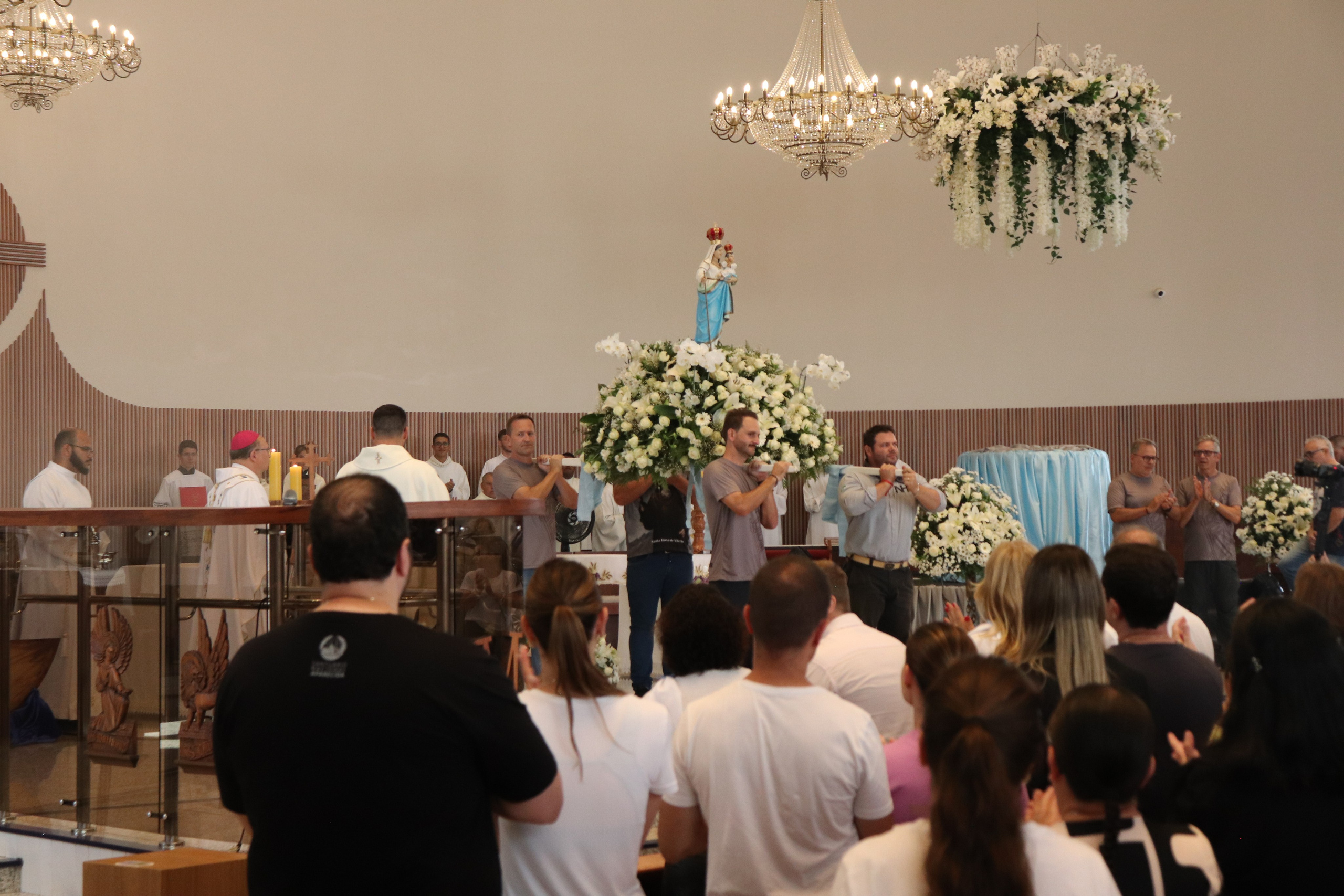 Peregrinação Nossa Senhora de Belém. Handa Produções
