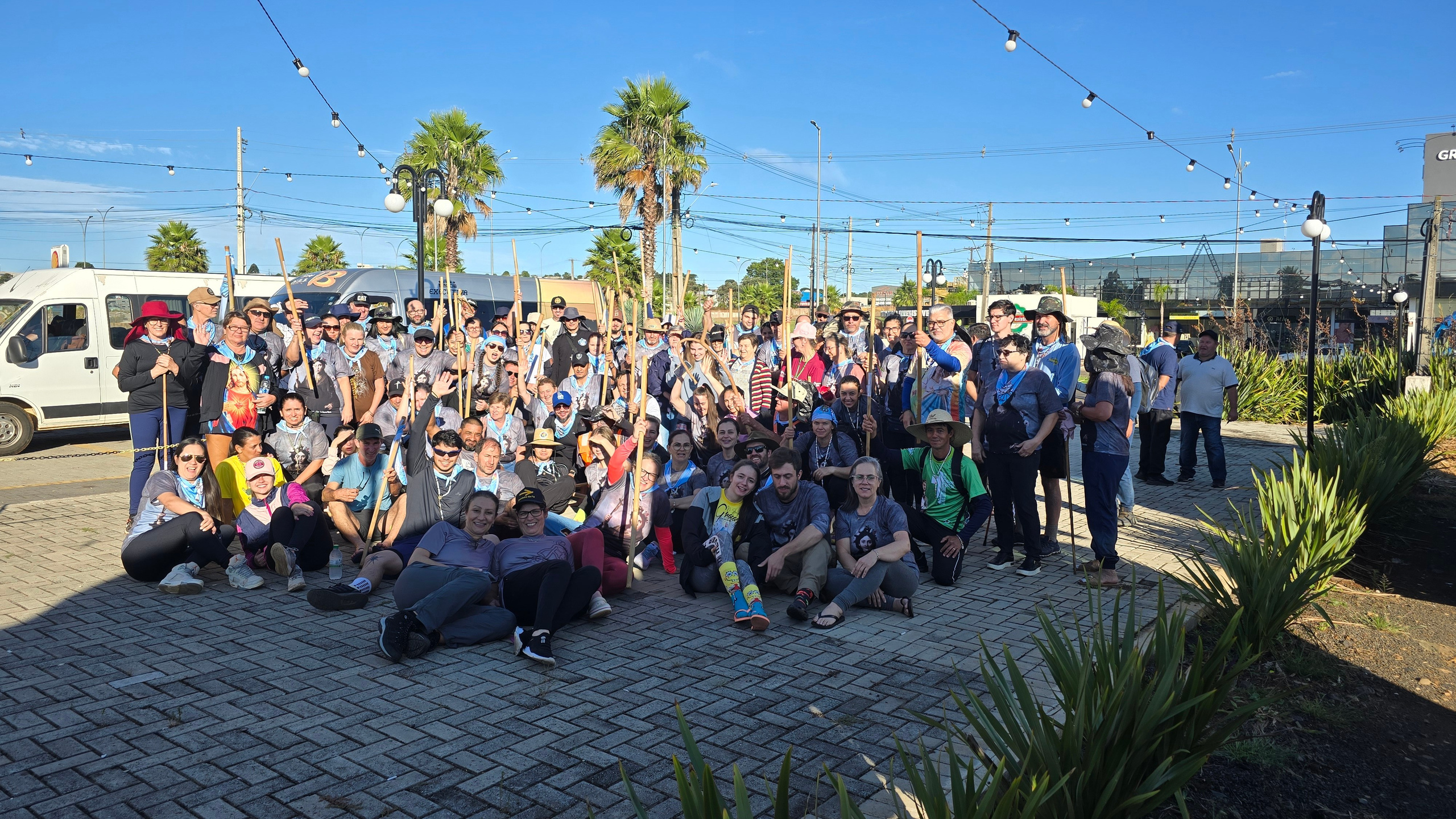 Peregrinação Nossa Senhora de Belém. Handa Produções
