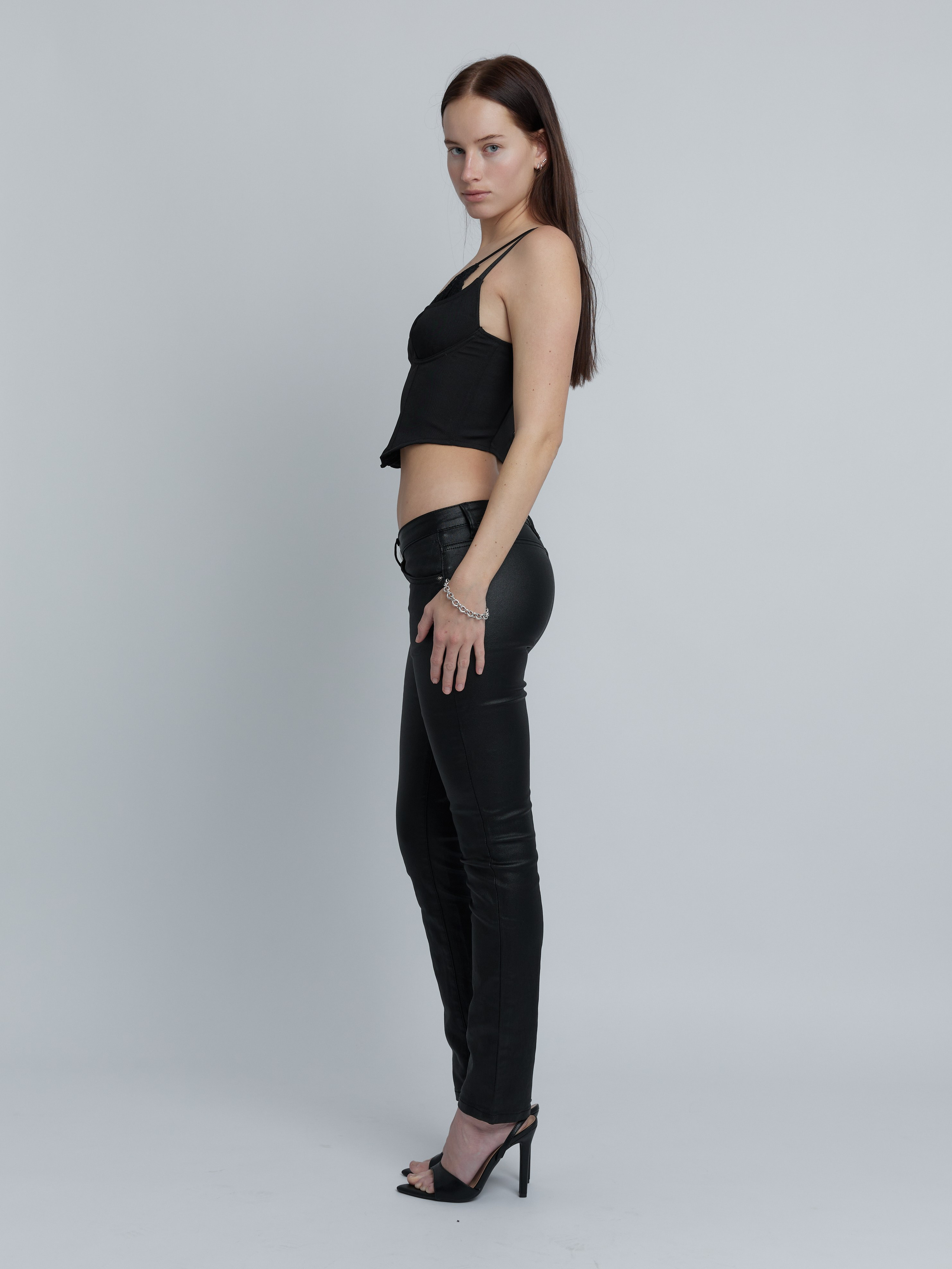 Full-body side view for model agency digitals