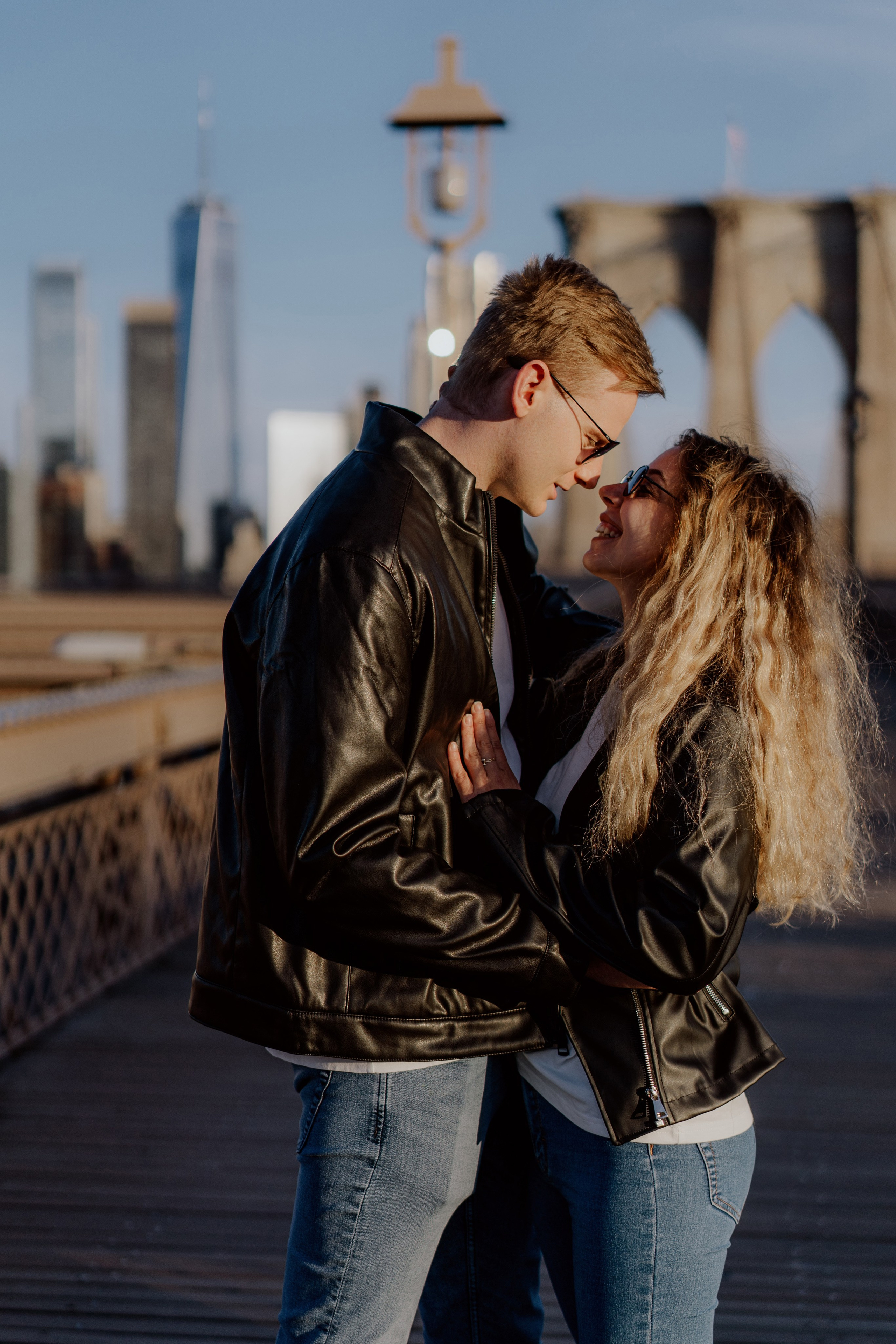Brooklyn bridge and Dumbo. Videographer and photographer in New York // MAKAROV.VIDEO