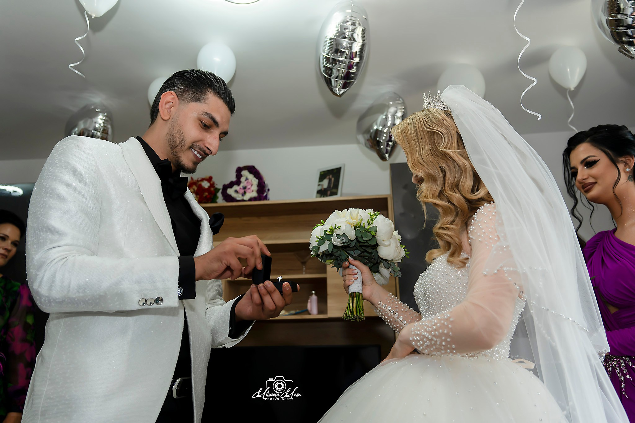 Fotograf nunta Bucuresti. Fotograf nunta Constanta. MCM Happy Studio – Fotograf și Videograf Nuntă