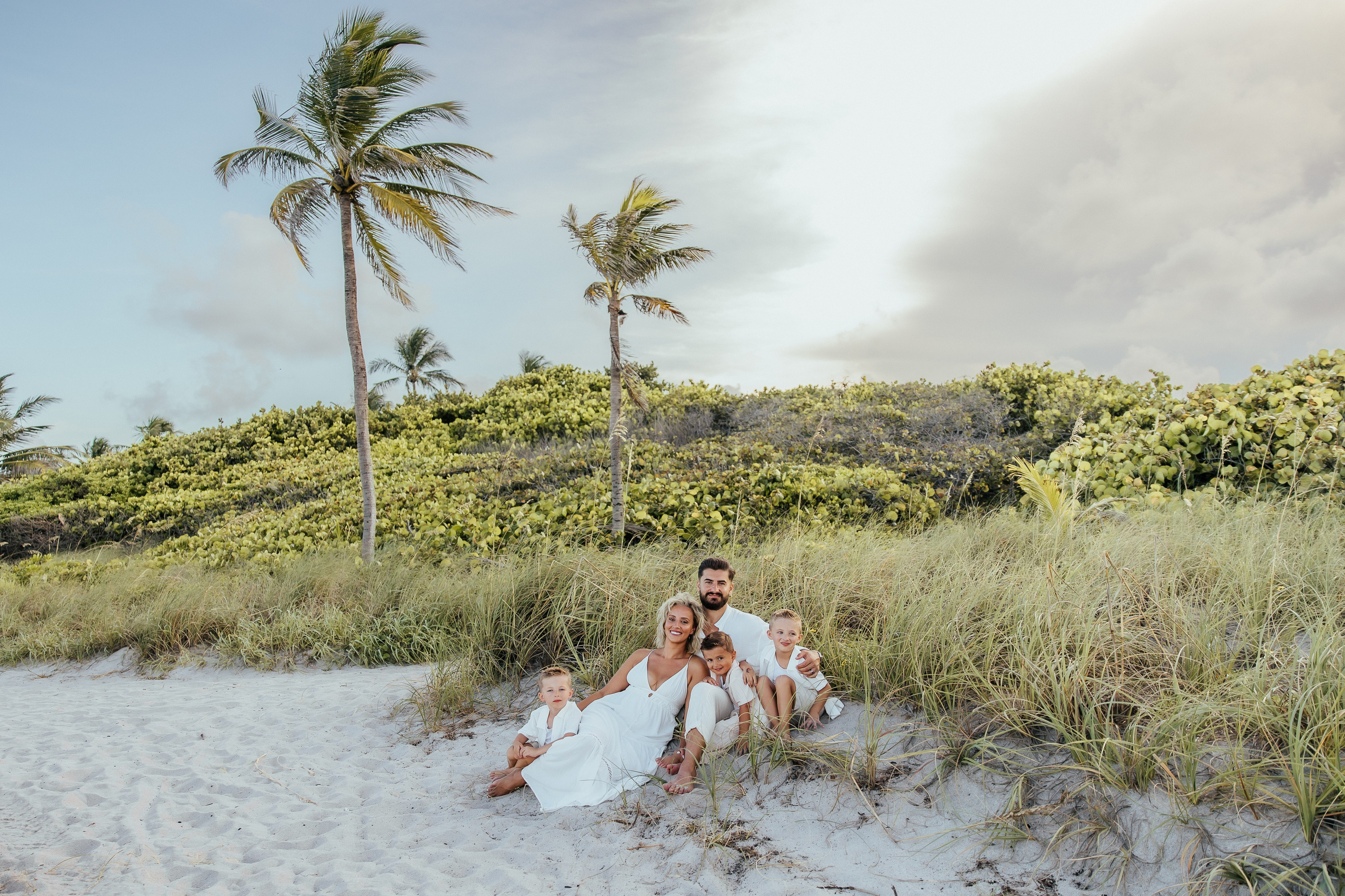 Family. Alya Leto Photographer