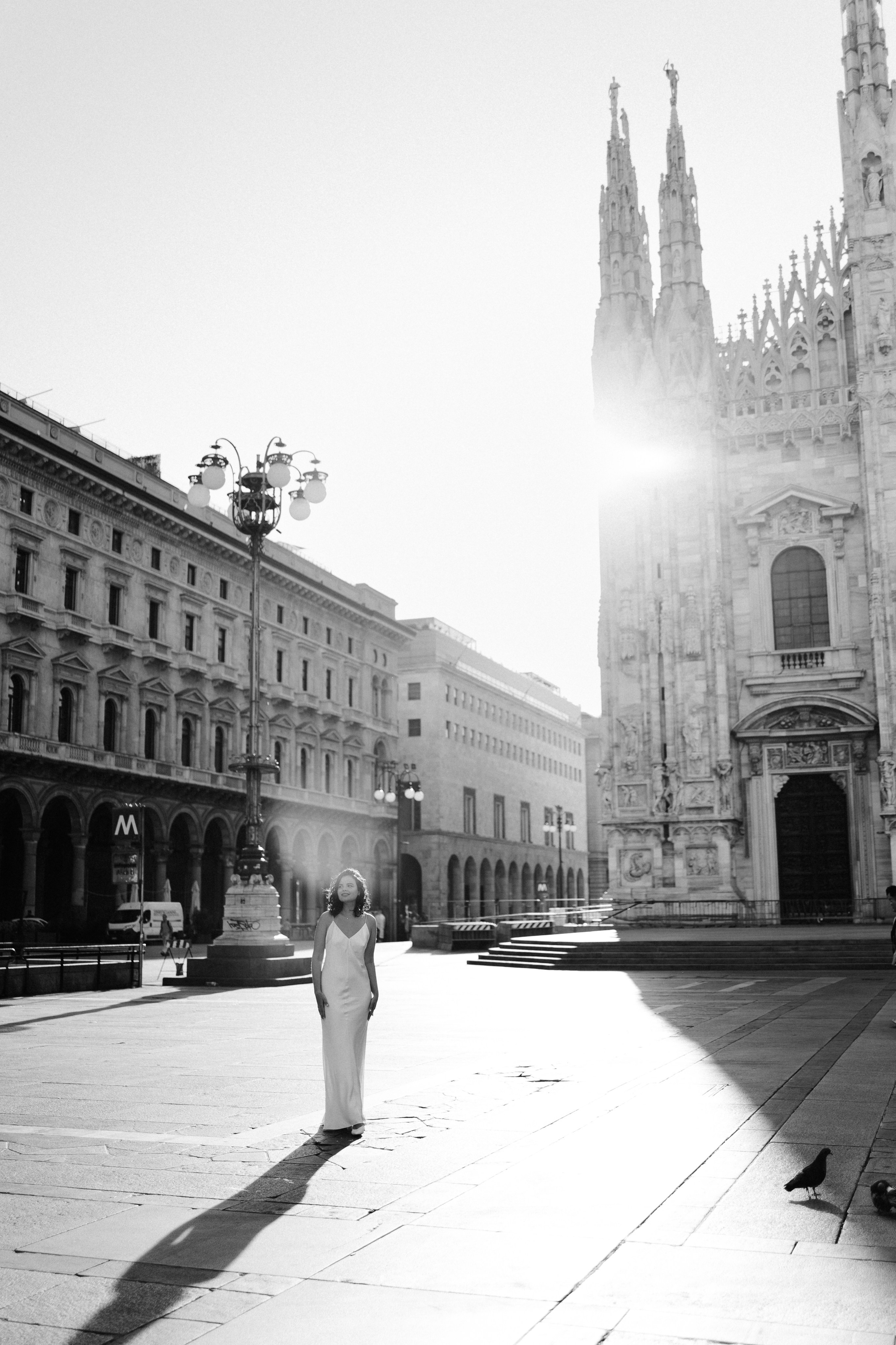 Bride in white dress during morning photoshoot in Milan