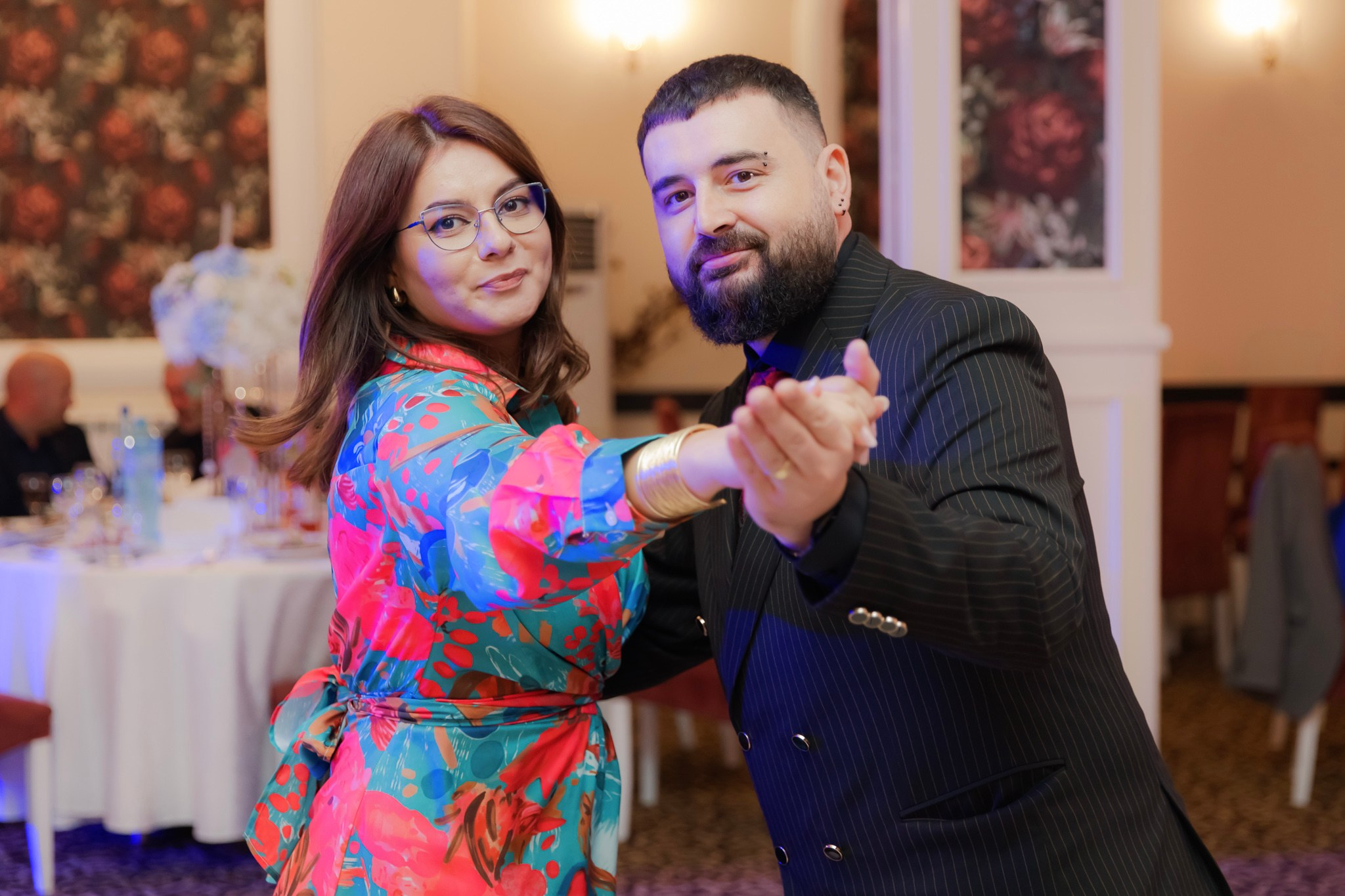 Mihai & Oana. Servicii foto-video profesionale, pentru momente de neuitat