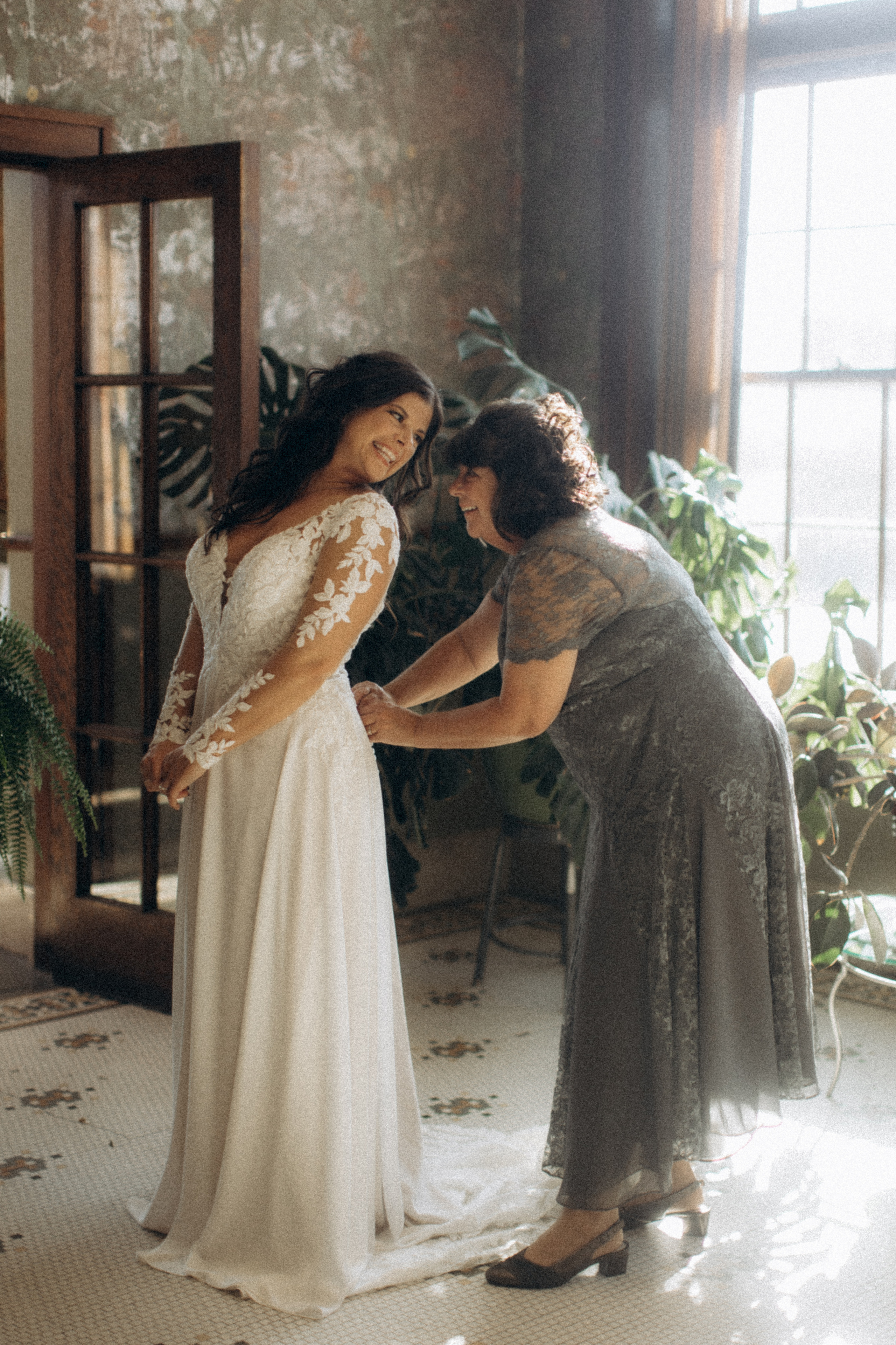 Phil & Bri (NE). CAPTURED BY SHANKS PHOTOGRAPHY