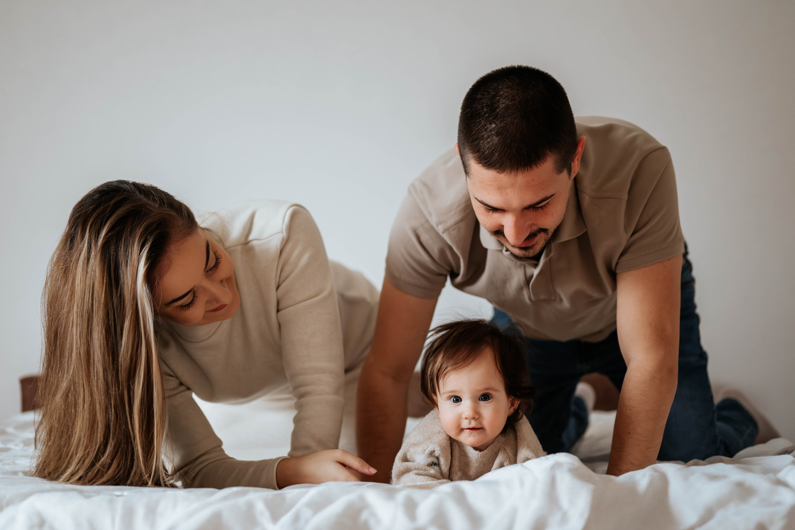 Maša - fotografisanje bebe kod kuće. Dečiji i porodični fotograf