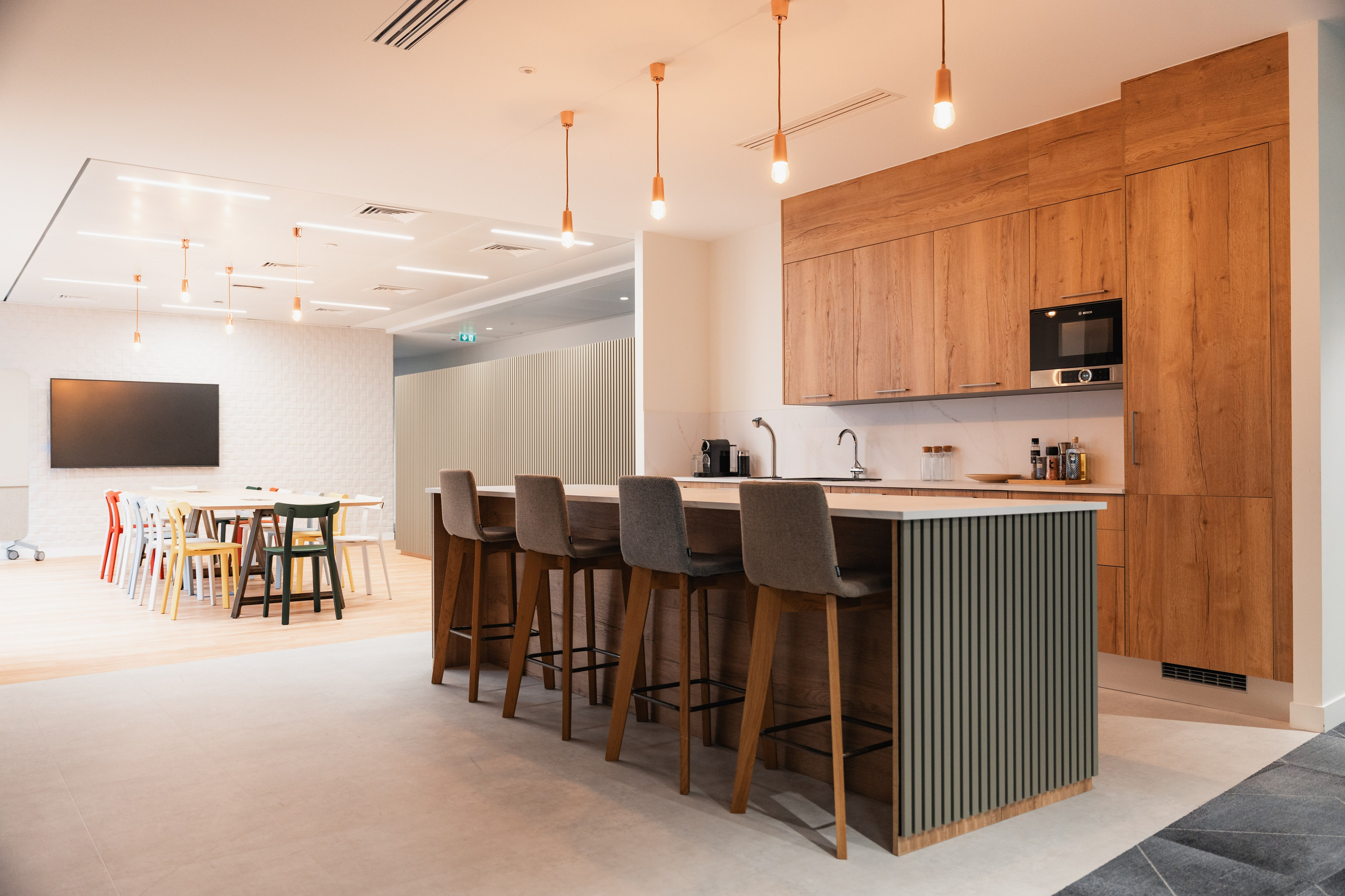 Office. Photographer in Paris — Vitalii Motruk