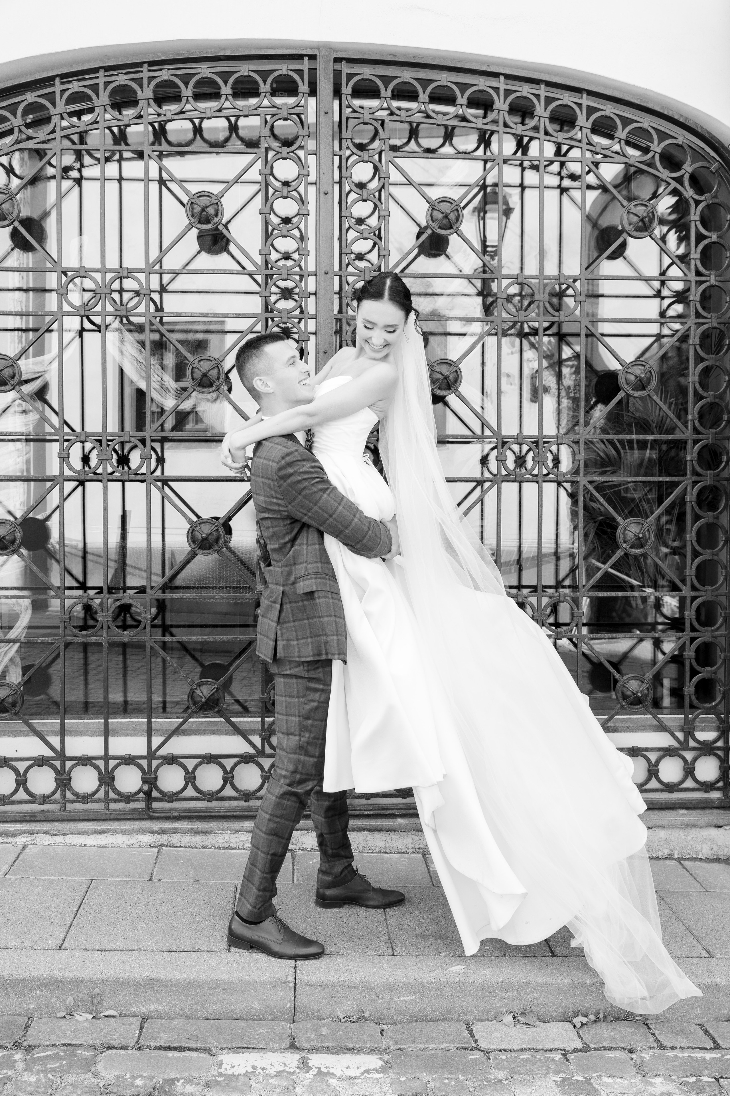 Nuotakos rytas, vestuvės, detalės, emocijos, geriausi rakursai, daug nuotraukų. Aliaksandra Norvilas fotografas Vilnius