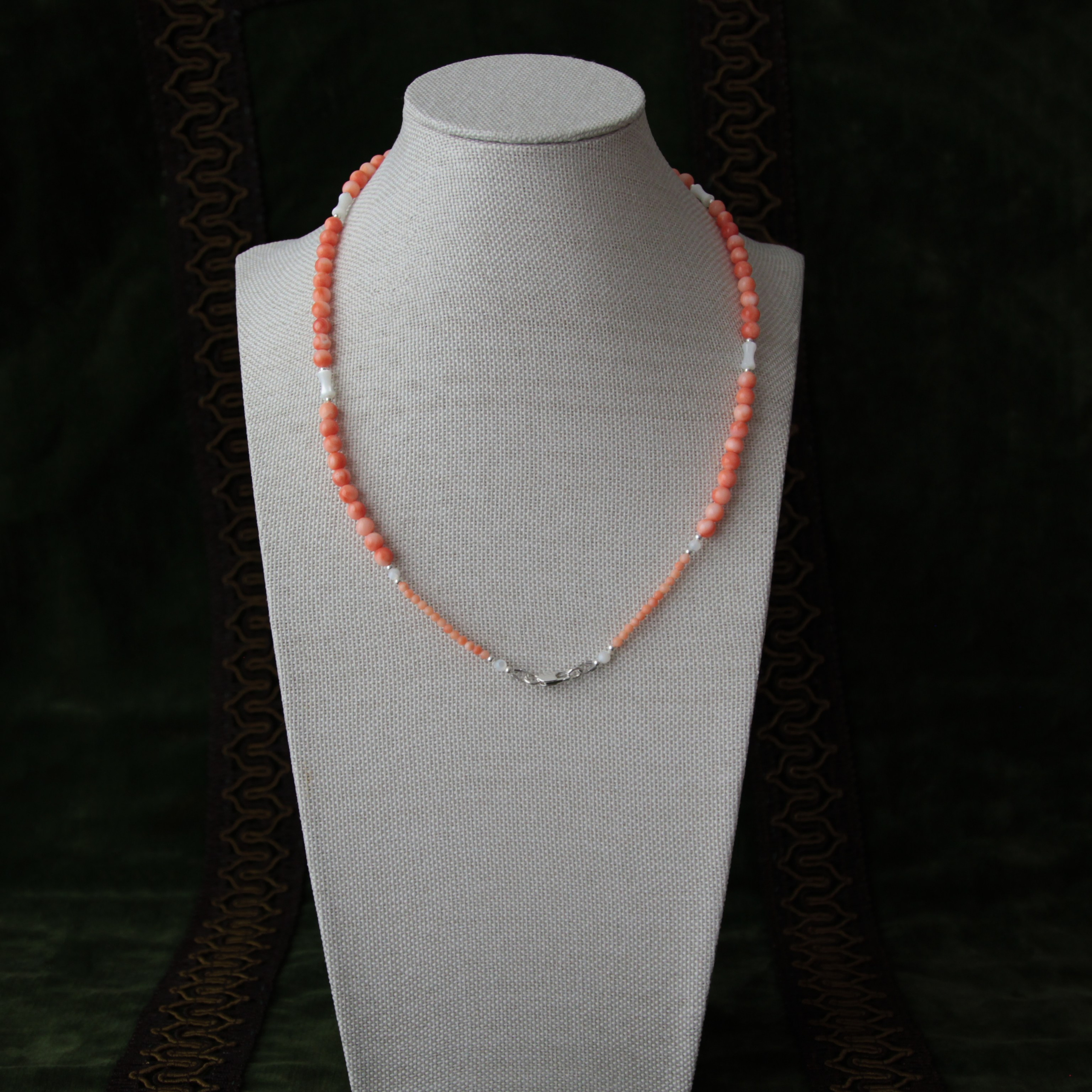 Pearlcoral. Современнные и актикварные украшения в Барселоне, Москве и Санкт-Петербурге