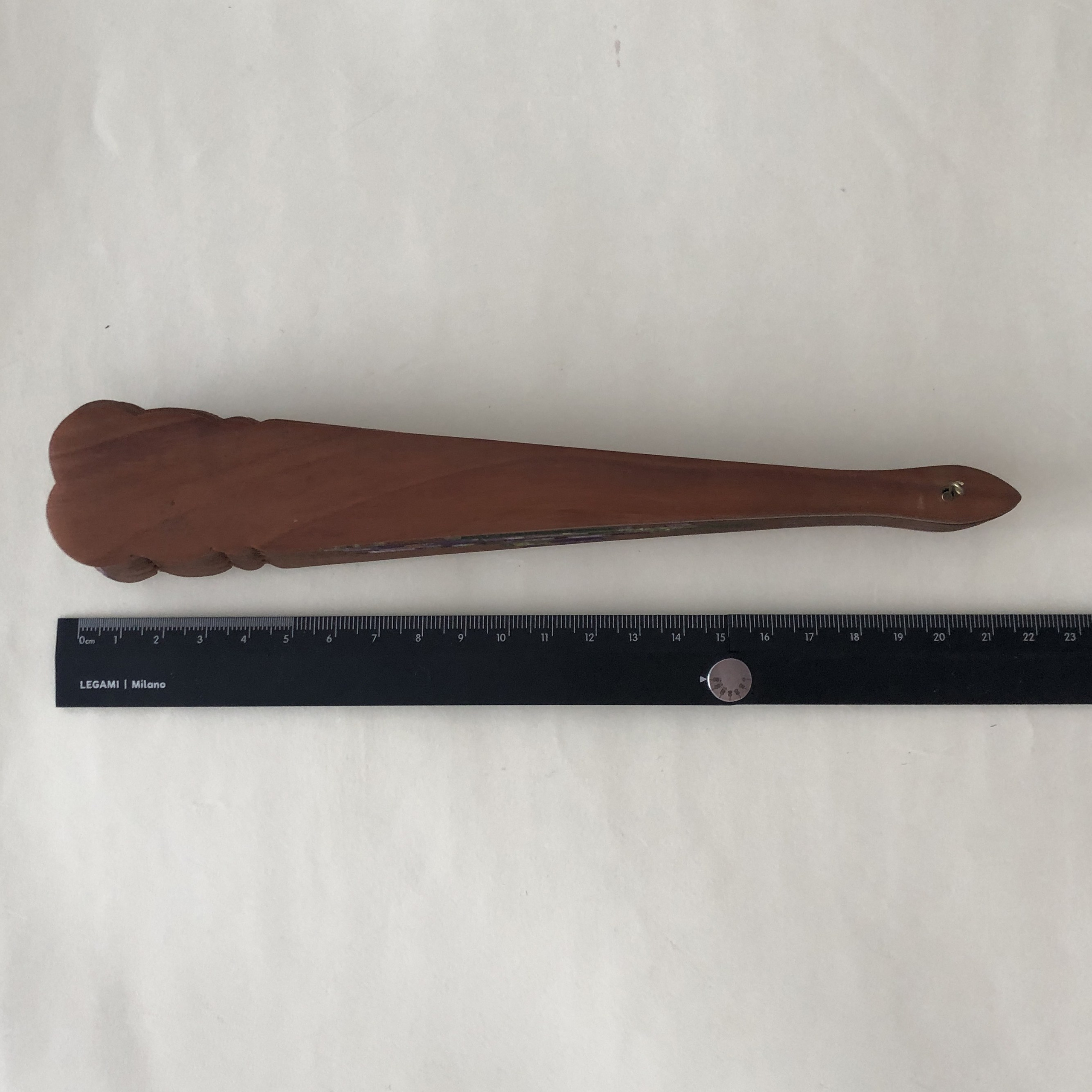 Woodfan. Современнные и актикварные украшения в Барселоне, Москве и Санкт-Петербурге