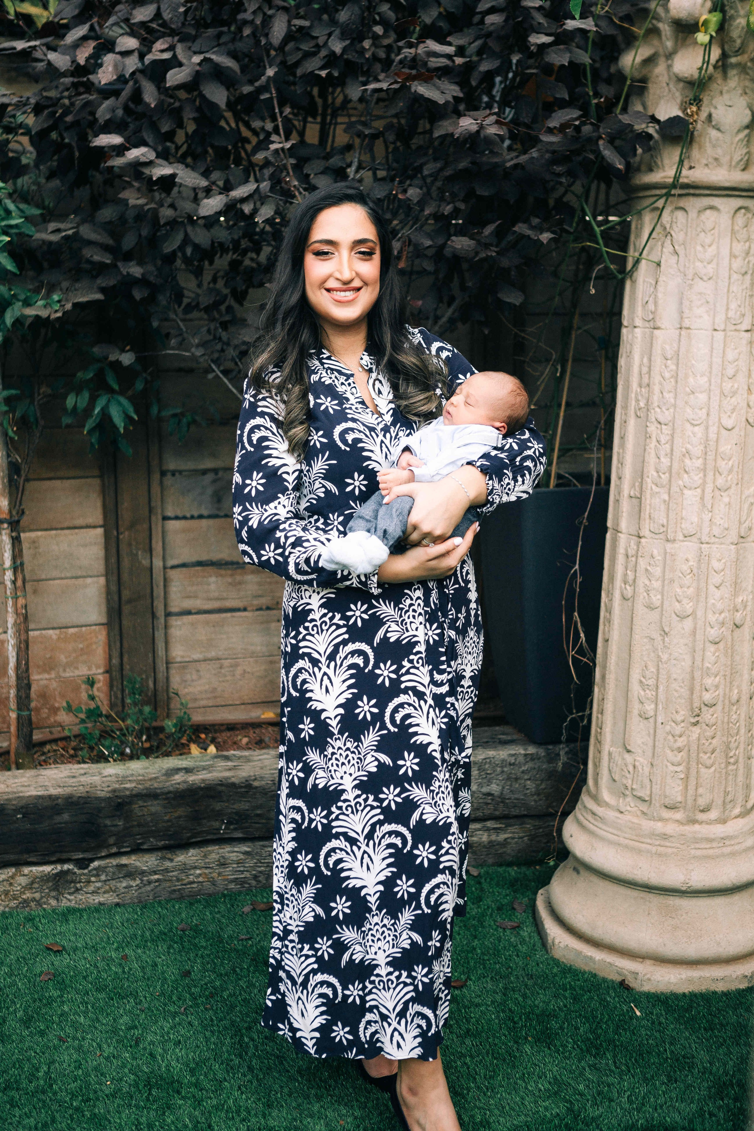 BRIT MILA (BIG EVENT). PHOTOGRAPHER IN ISRAEL