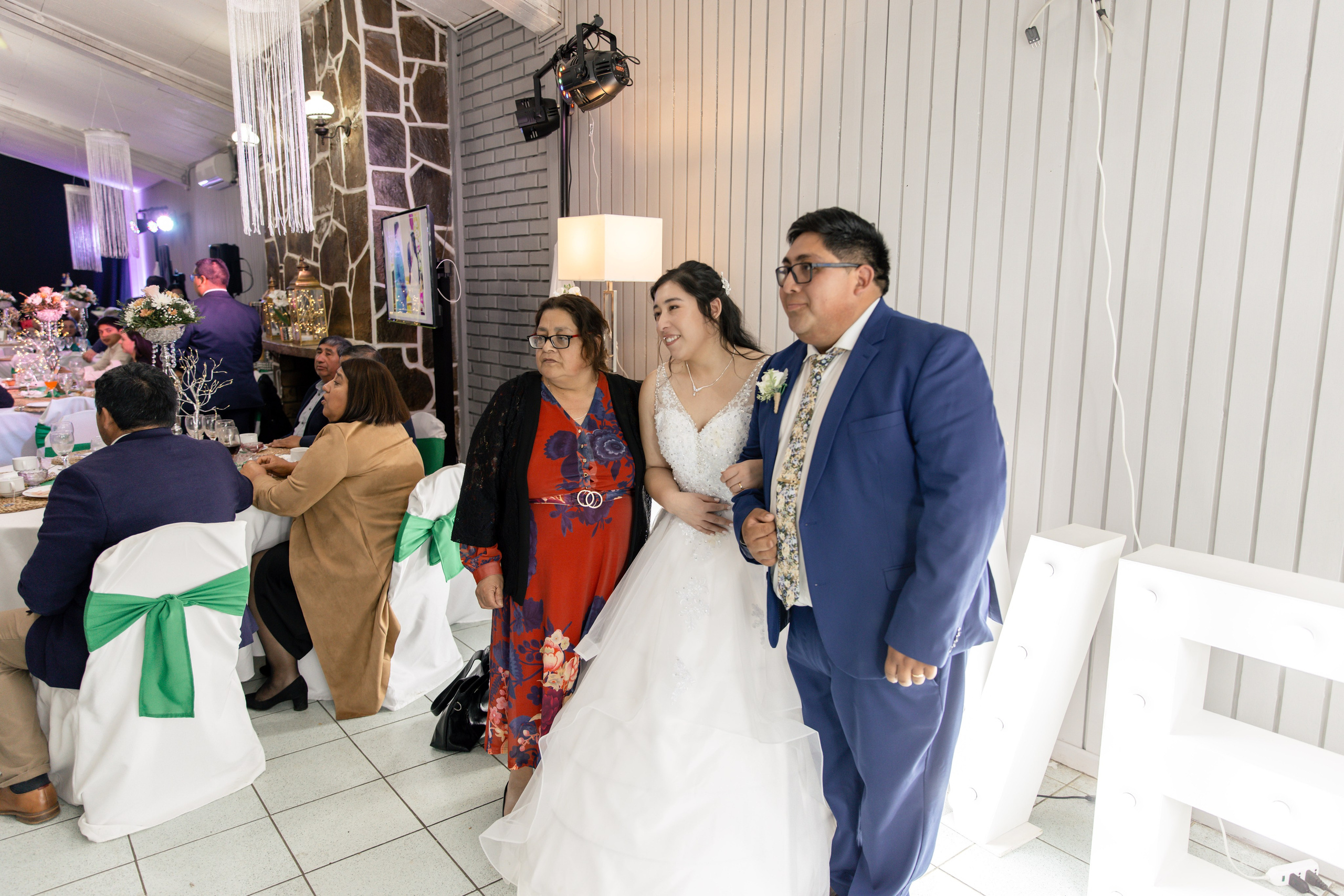 Johana y Edgar. Dinka & Emilio - El arte de preservar lo que no se repite