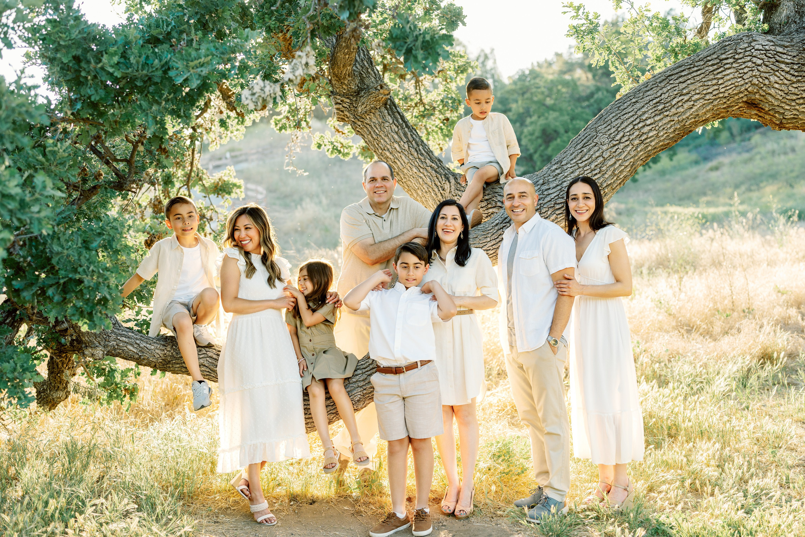California, Los Angeles, Santa Clarita Family Photoshoot. Wedding Photography & Videography Team in California, Los Angeles, San Francisco, San Diego and Travel
