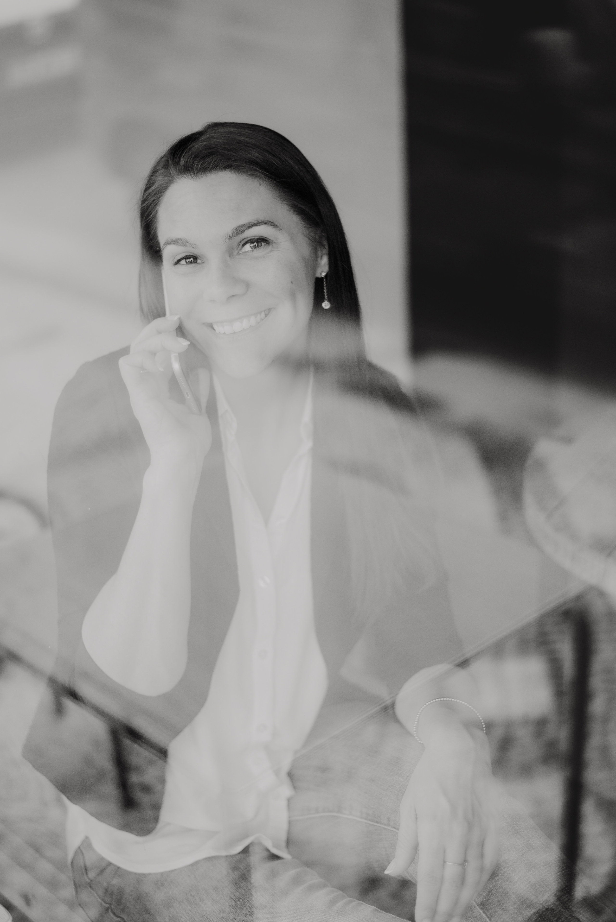 Rhiannon. Lifestyle, wedding and family photographer