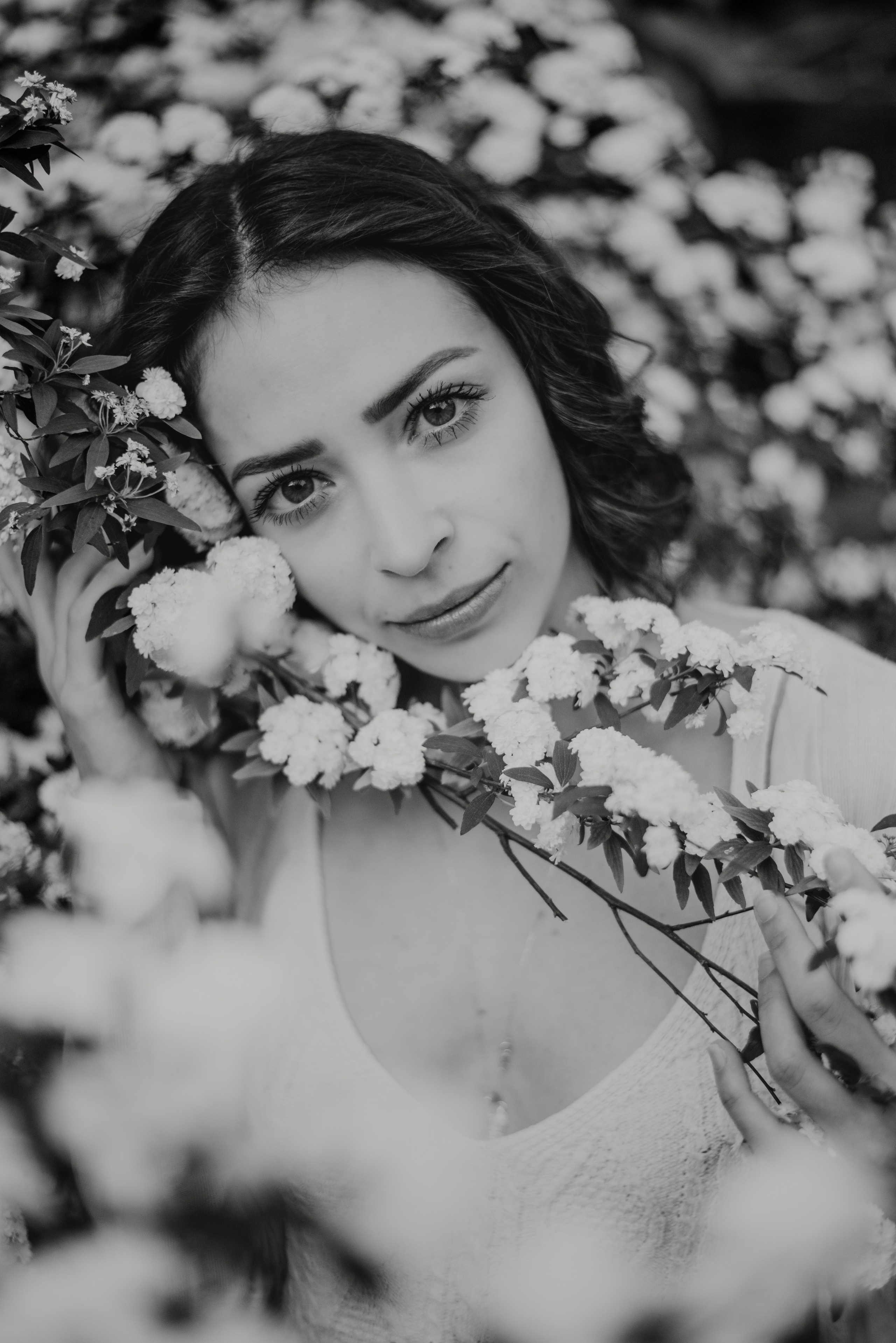 Sara. Lifestyle, wedding and family photographer