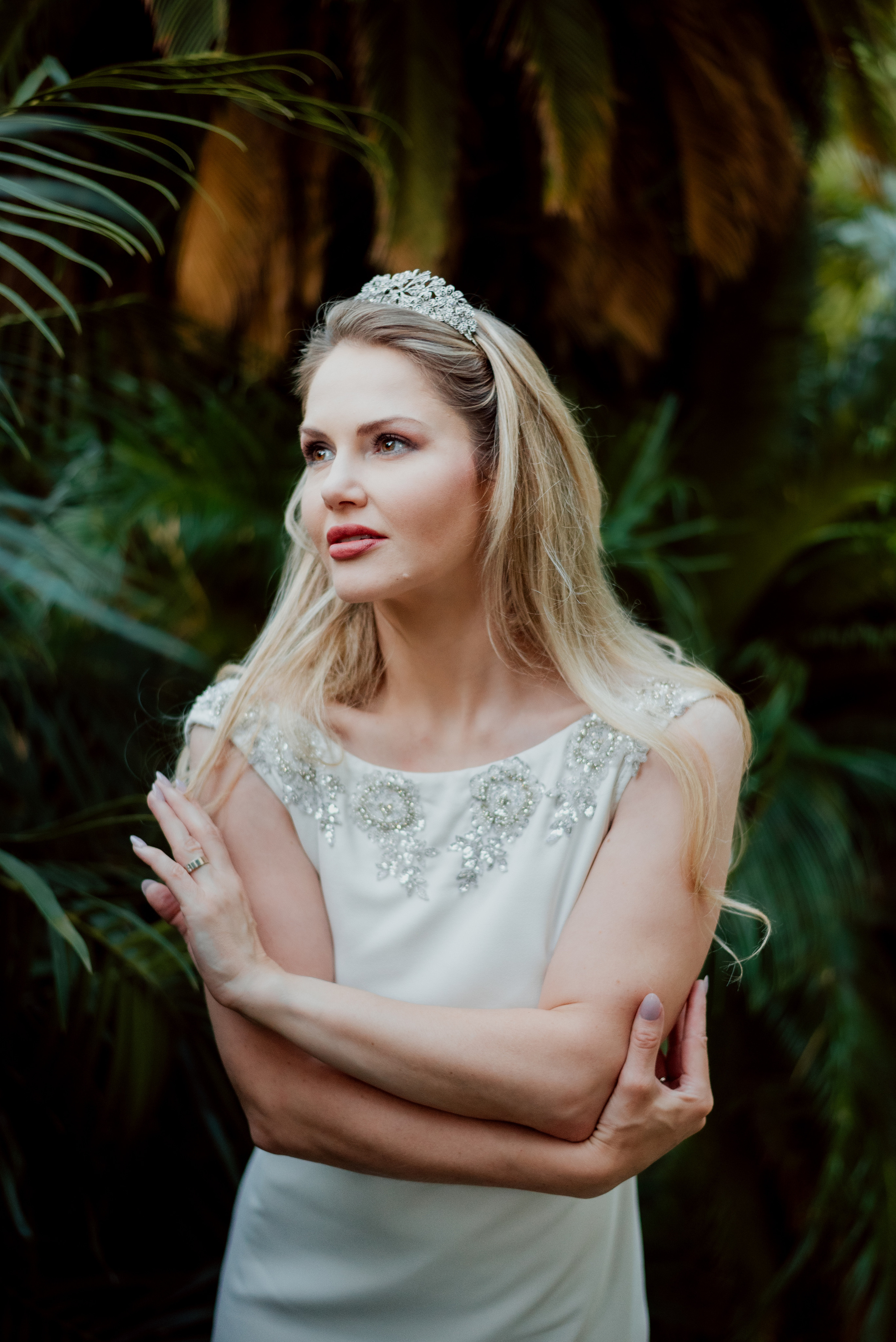 Victoria. Lifestyle, wedding and family photographer