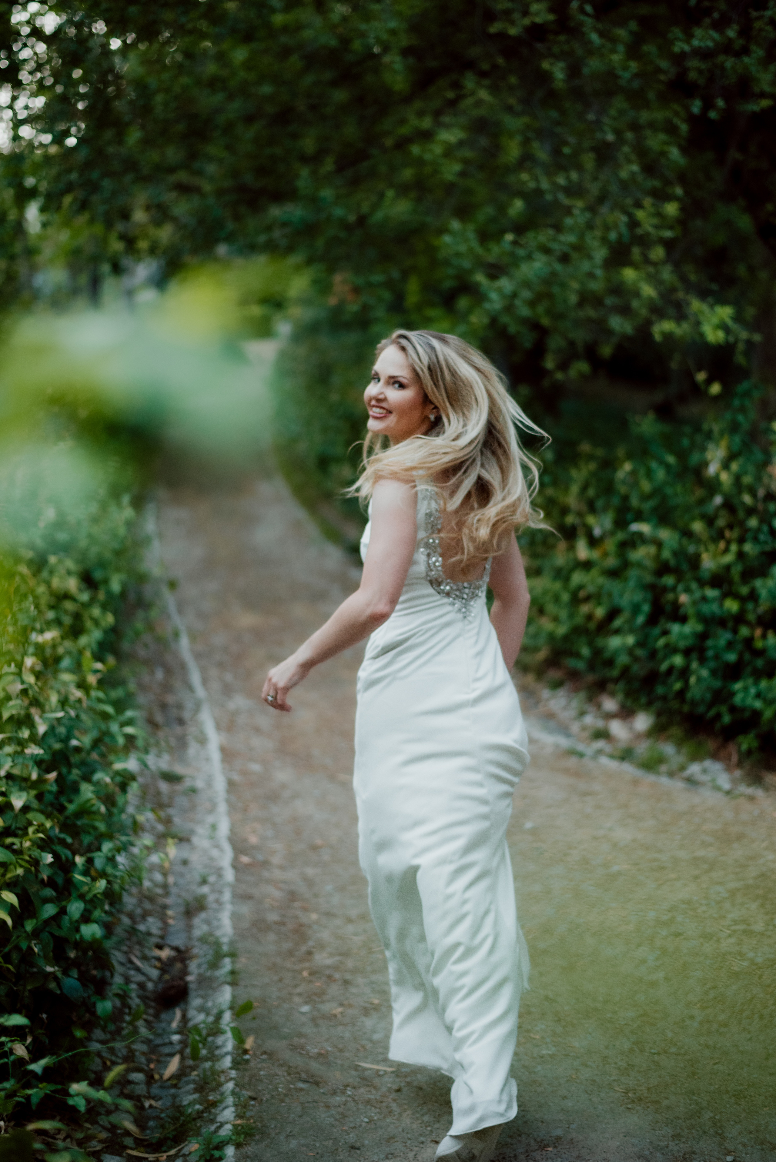 Victoria. Lifestyle, wedding and family photographer