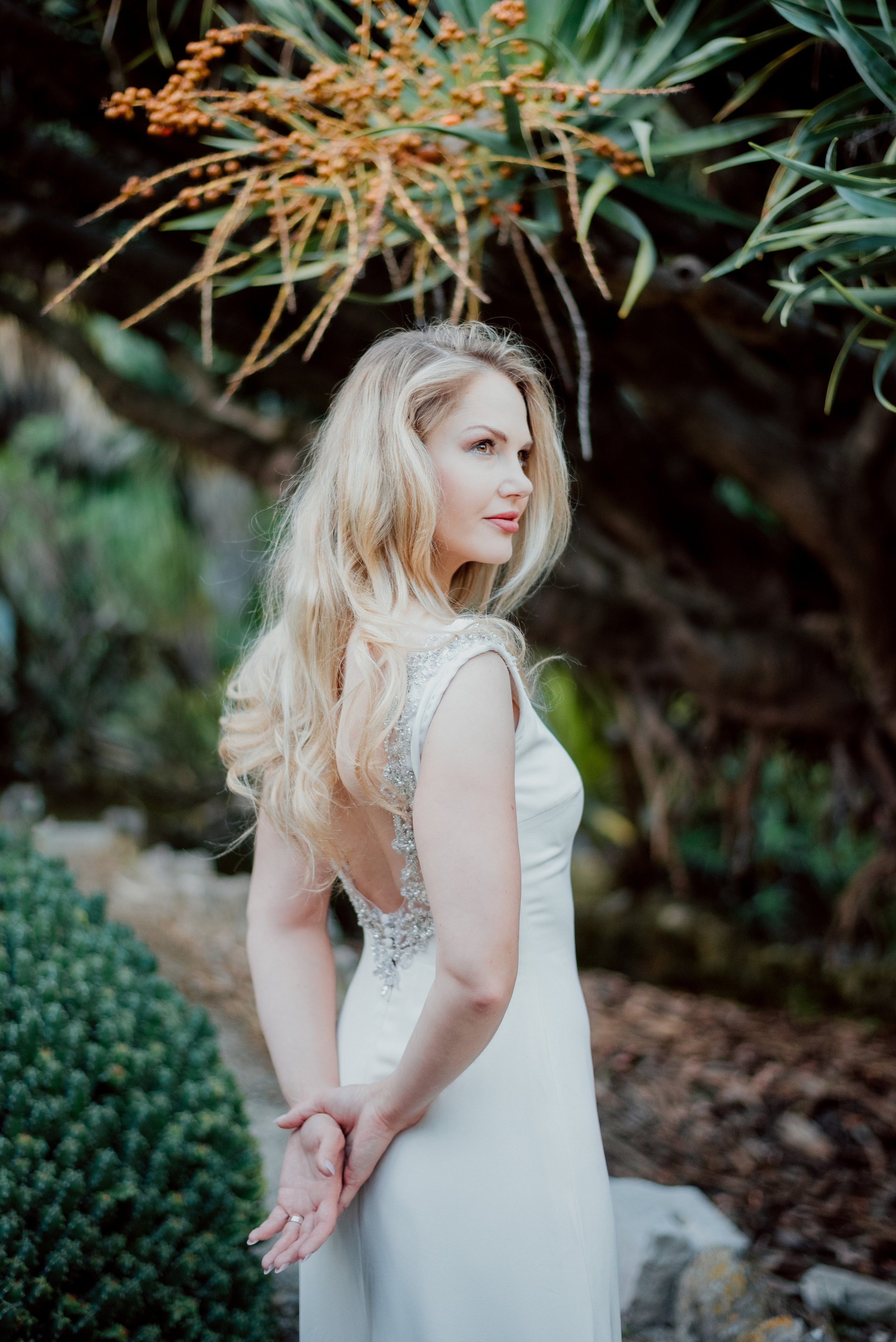 Victoria. Lifestyle, wedding and family photographer