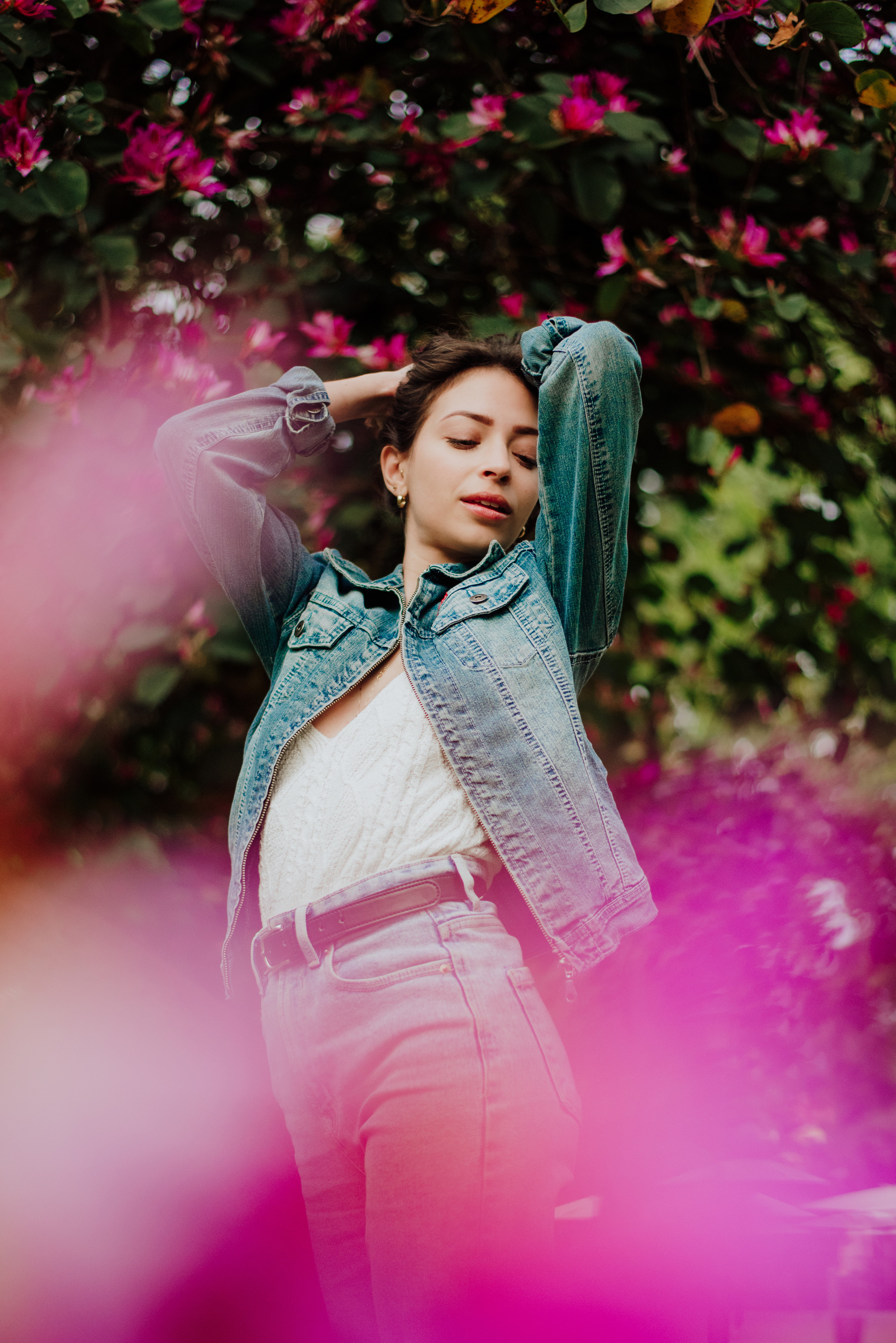 Sara. Lifestyle, wedding and family photographer