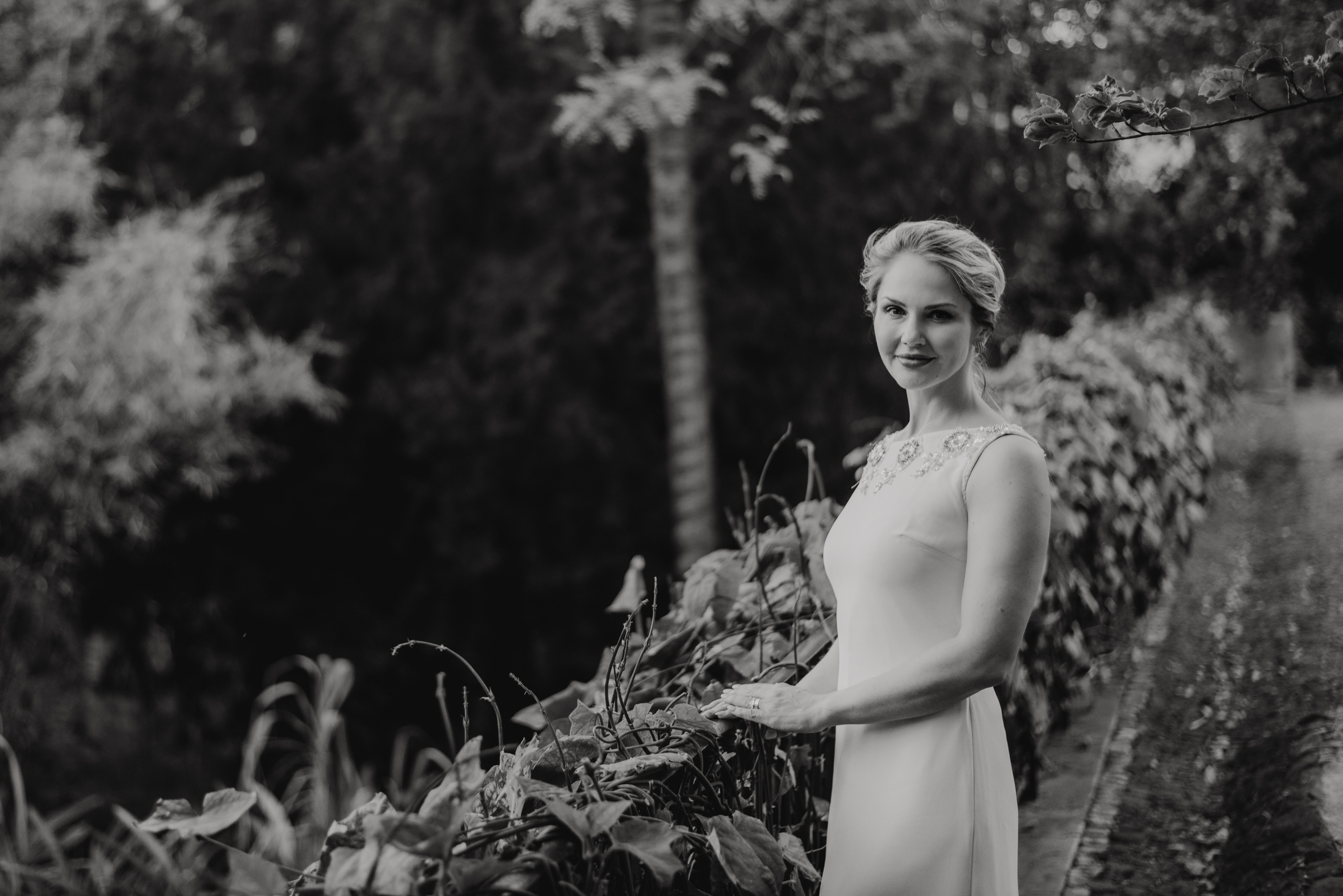 Victoria. Lifestyle, wedding and family photographer