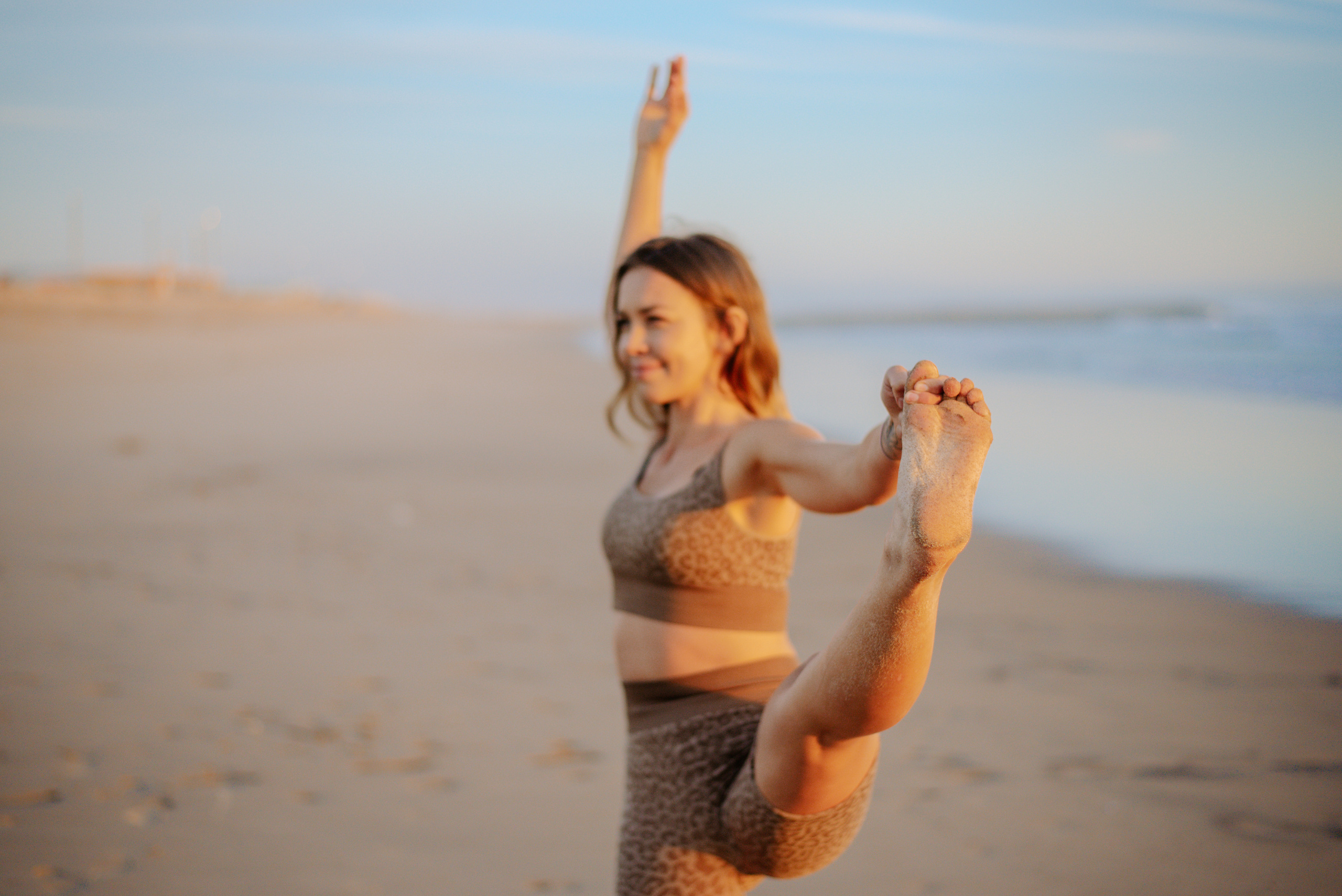 Lucy. Lifestyle, wedding and family photographer