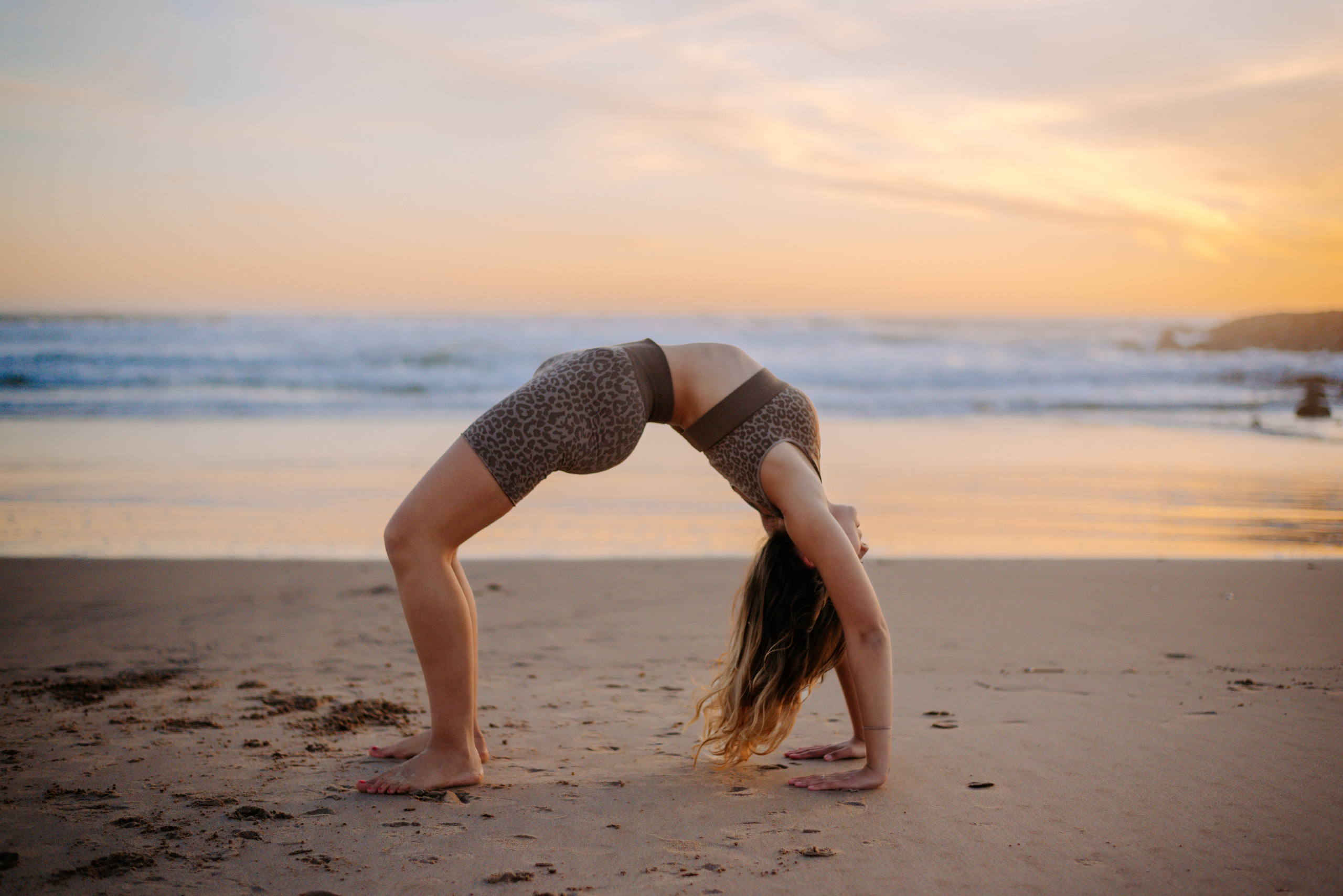 Lucy. Lifestyle, wedding and family photographer