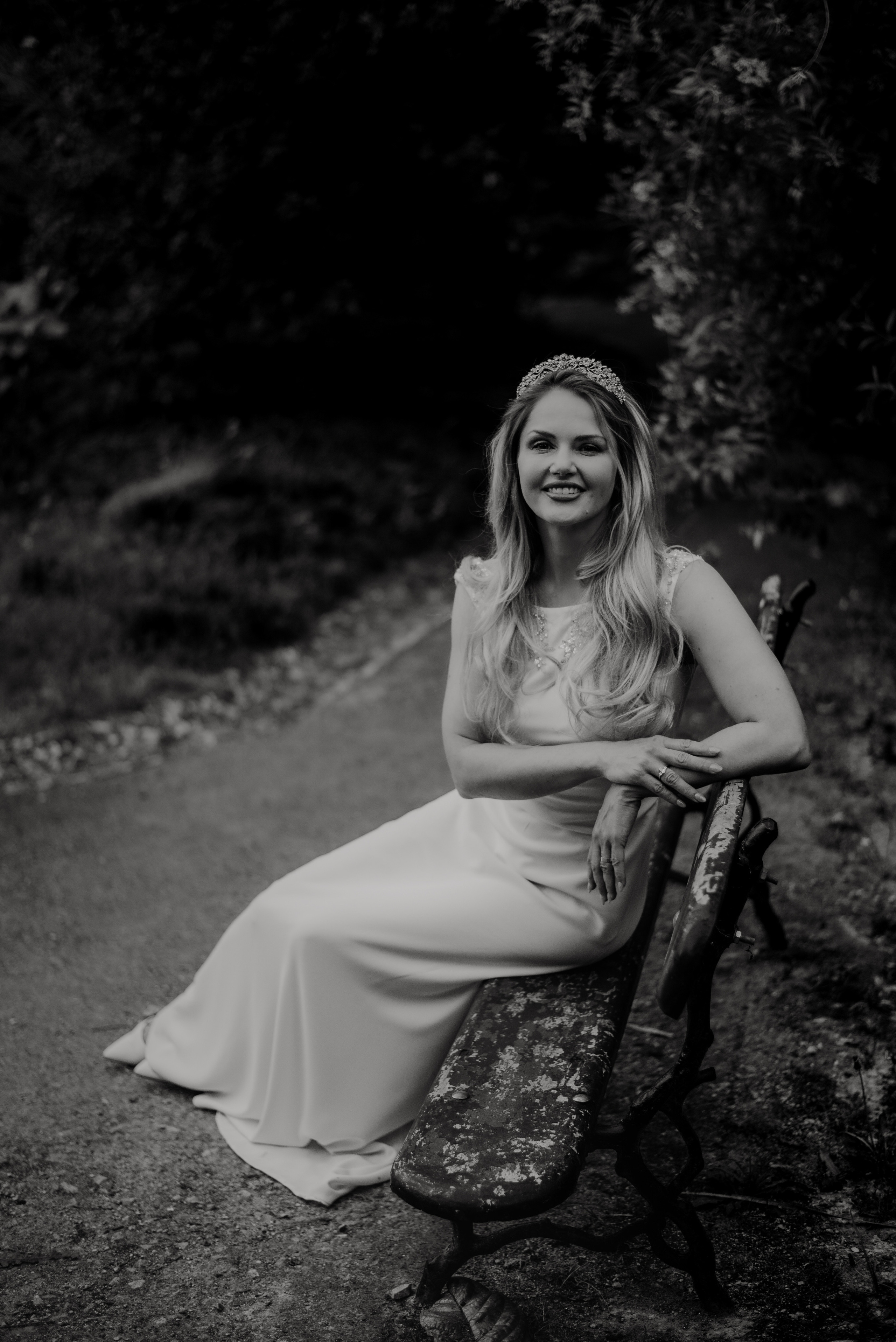 Victoria. Lifestyle, wedding and family photographer