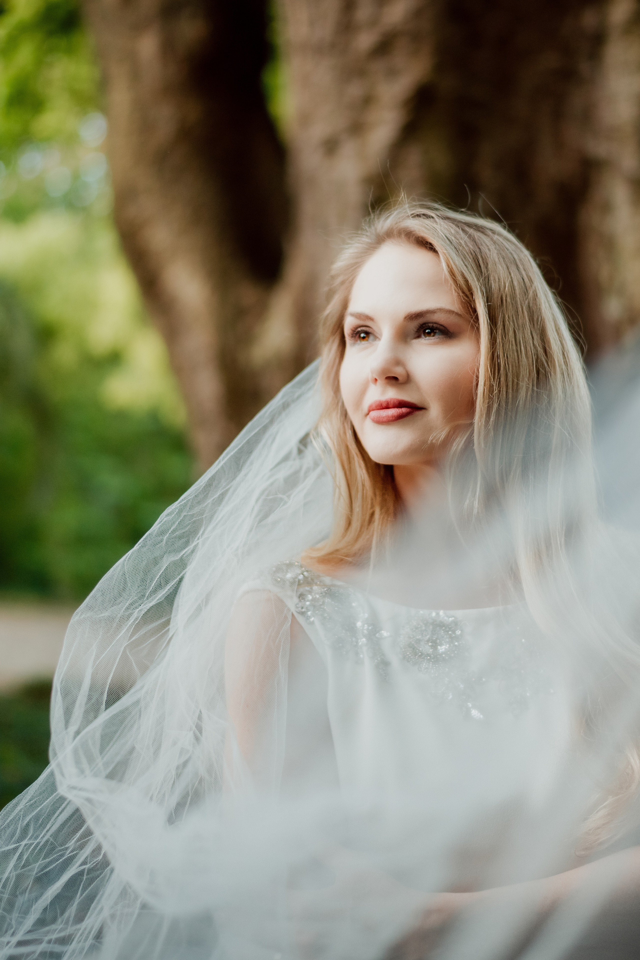 Victoria. Lifestyle, wedding and family photographer