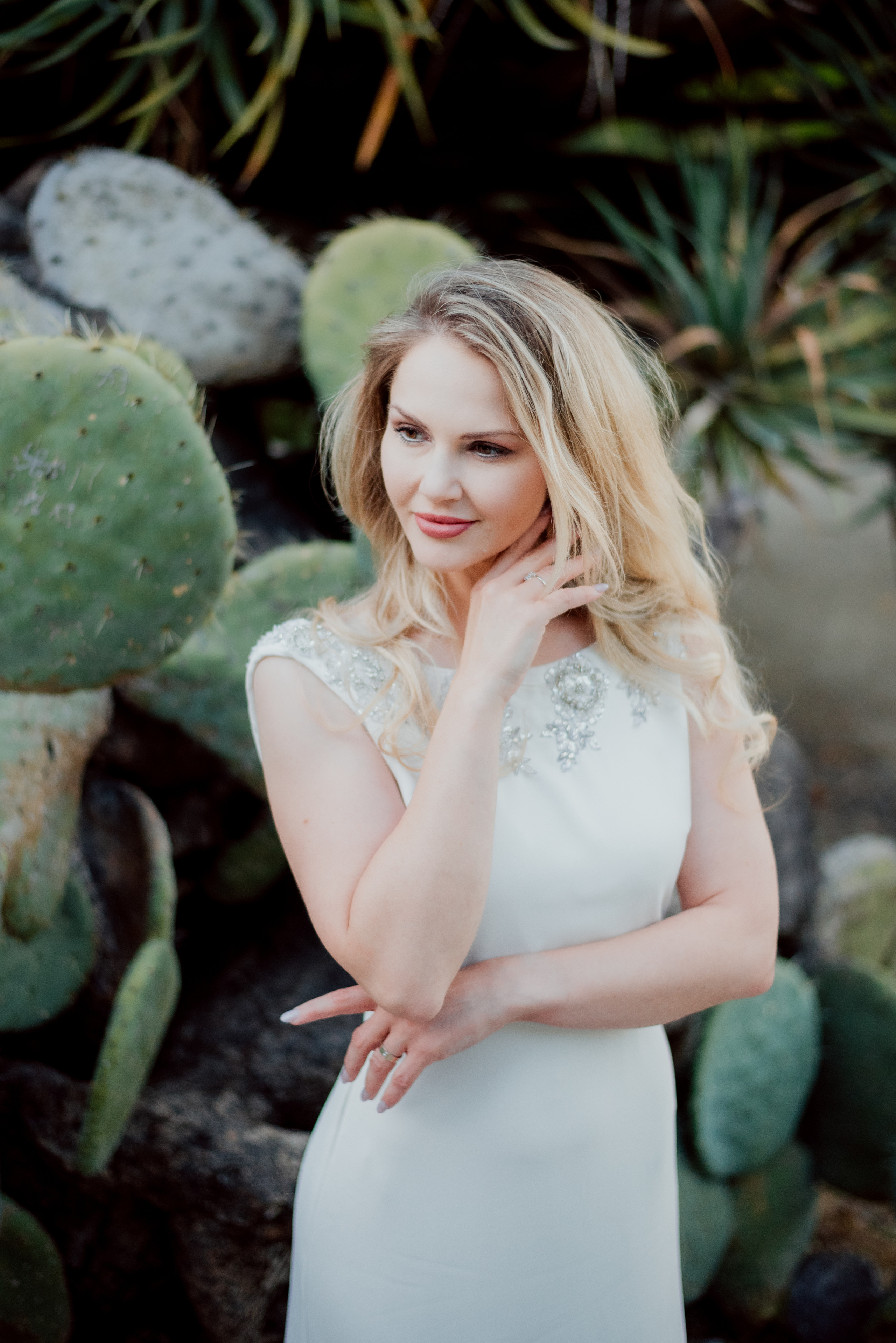 Victoria. Lifestyle, wedding and family photographer