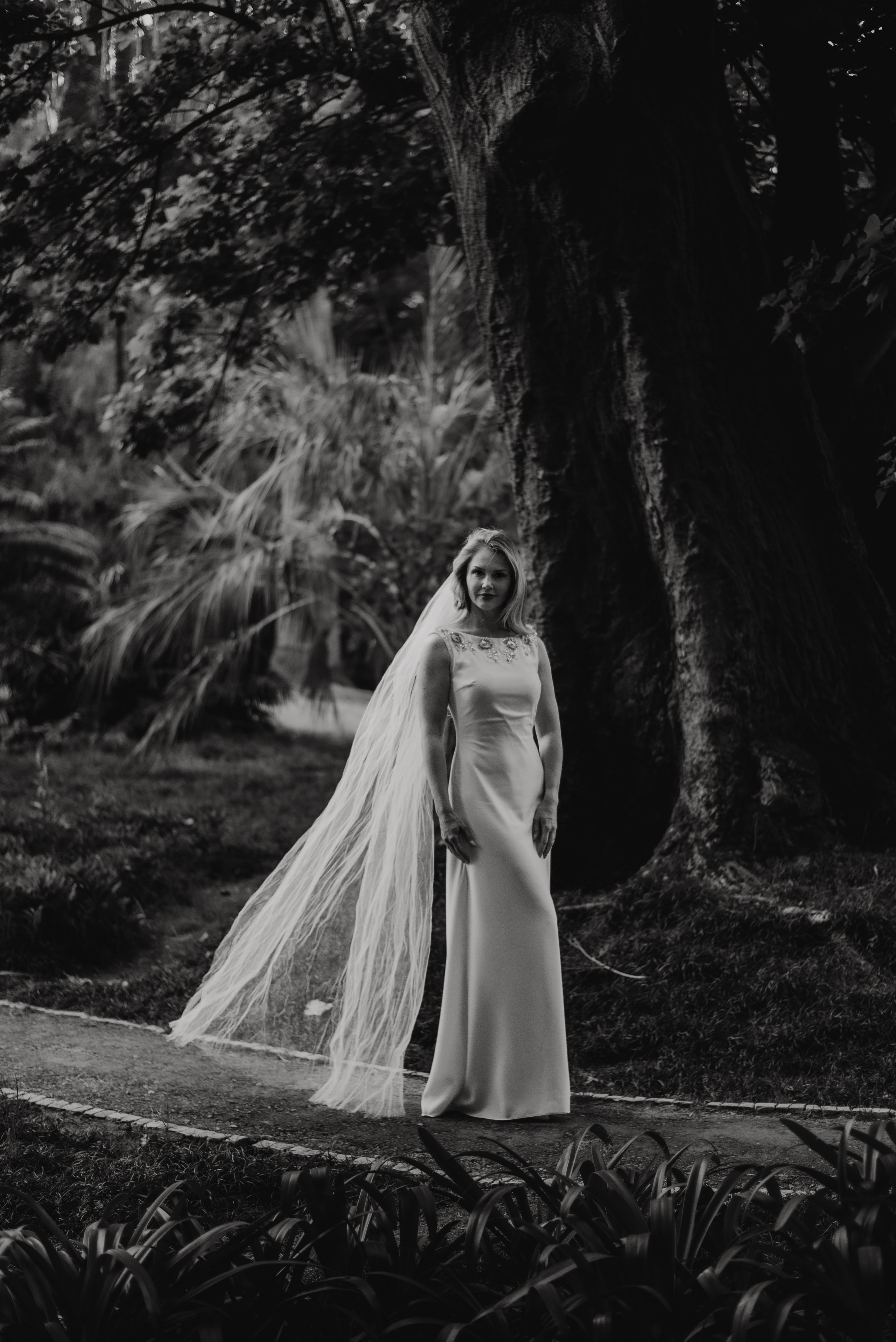 Victoria. Lifestyle, wedding and family photographer