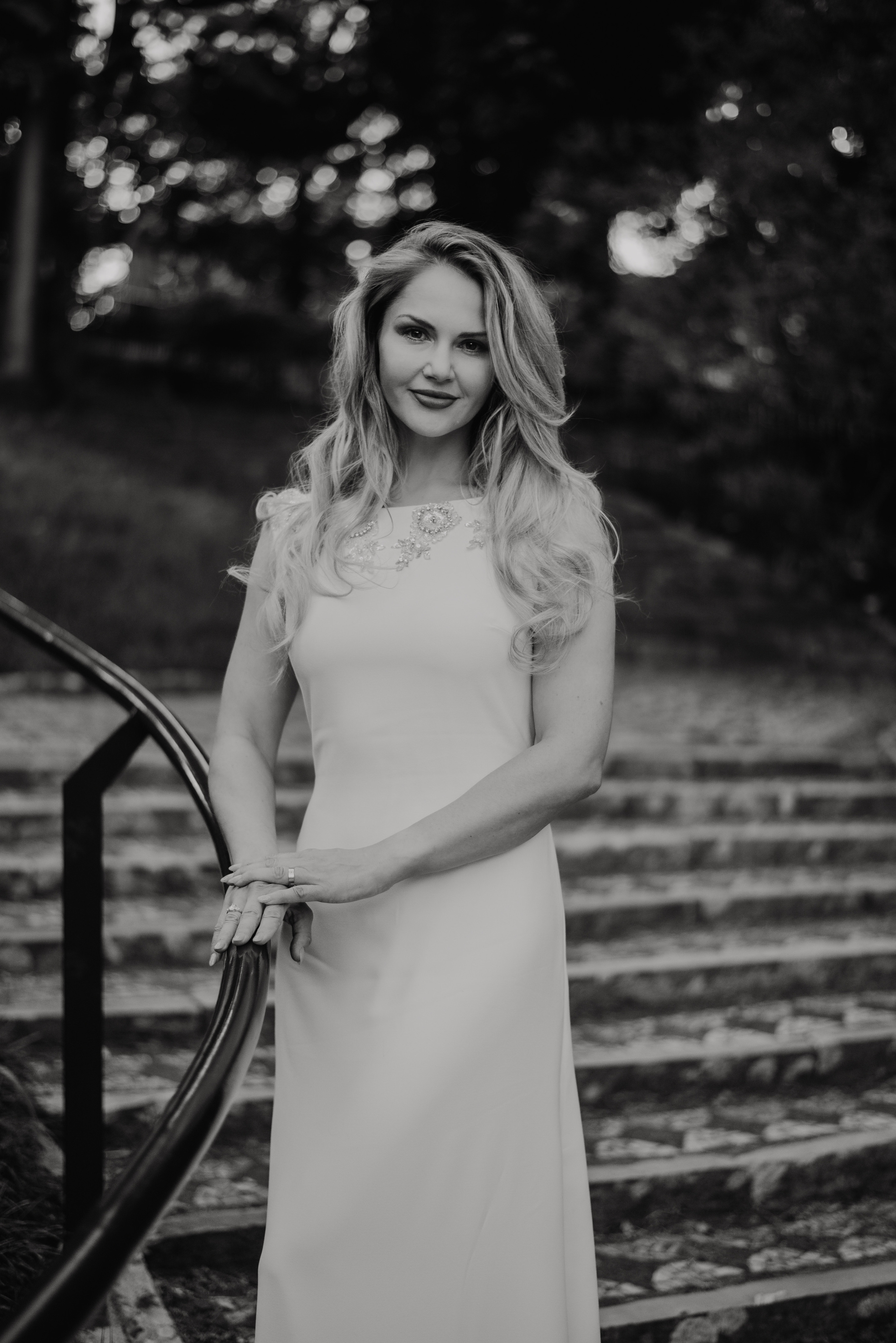 Victoria. Lifestyle, wedding and family photographer