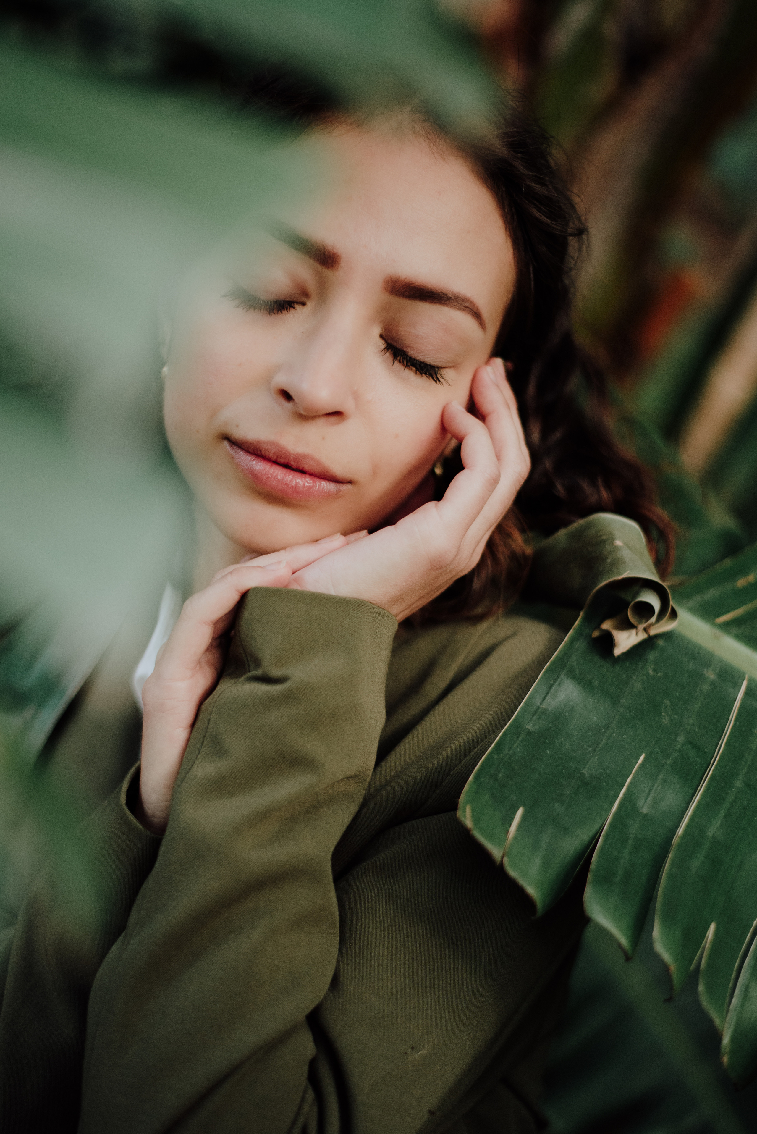 Sara. Lifestyle, wedding and family photographer