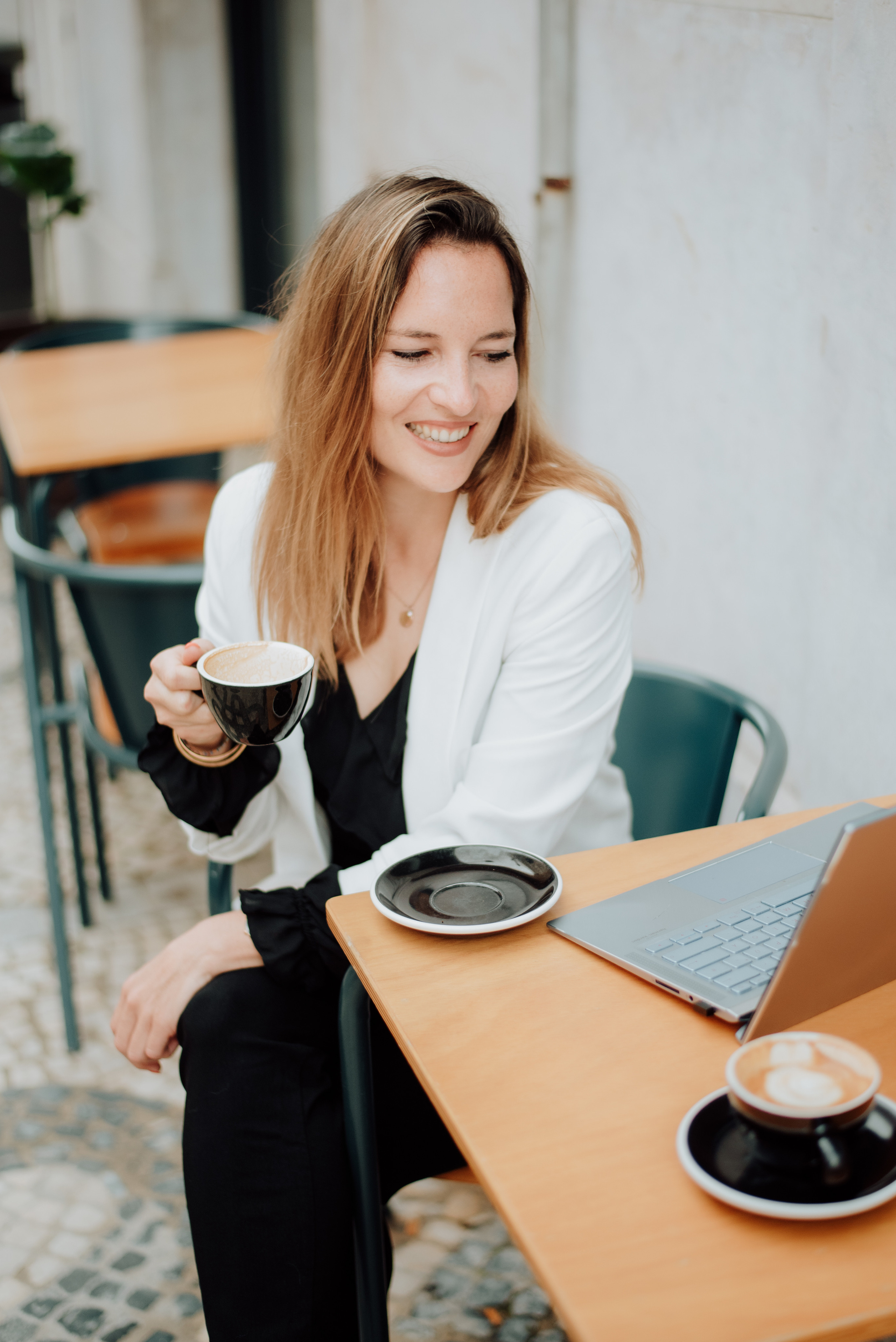 Saskia. Lifestyle, wedding and family photographer