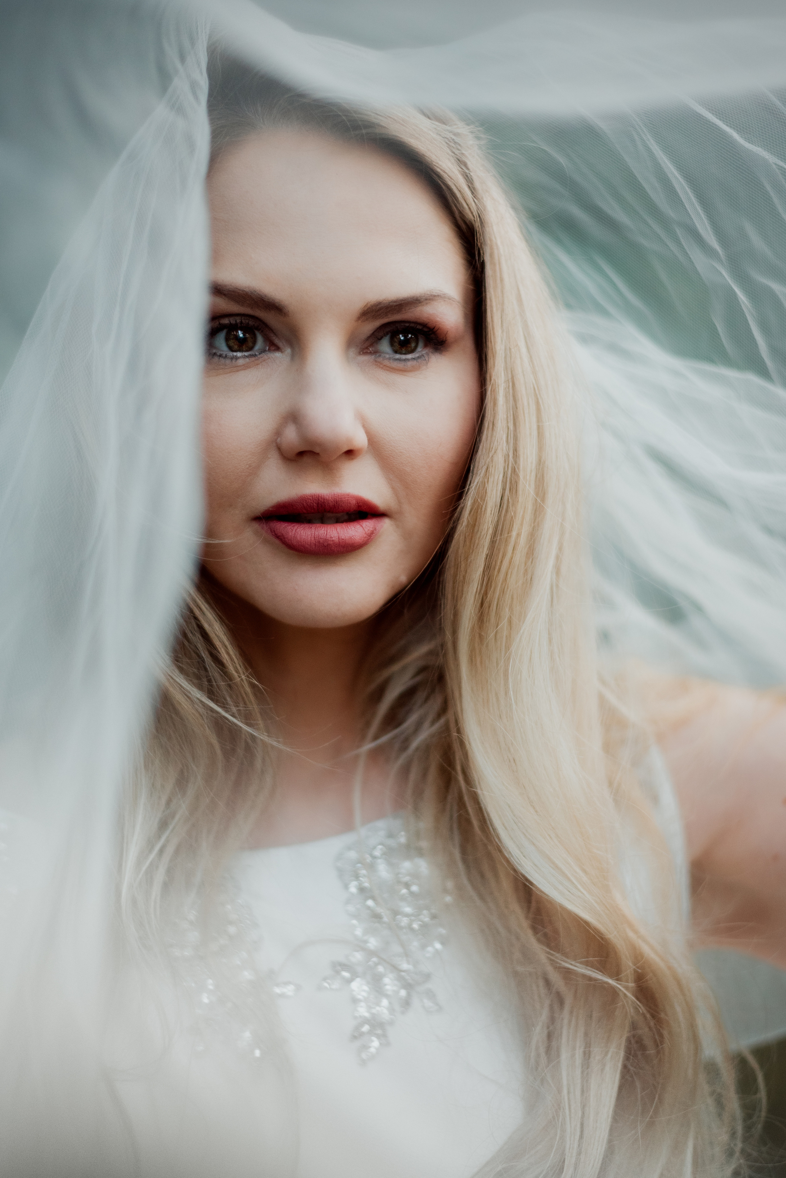 Victoria. Lifestyle, wedding and family photographer