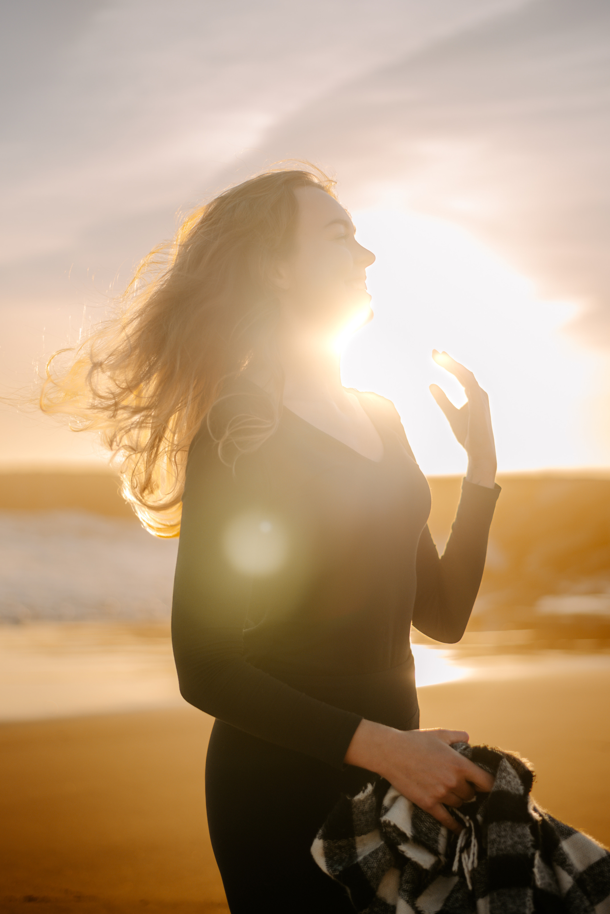 Lucy. Lifestyle, wedding and family photographer