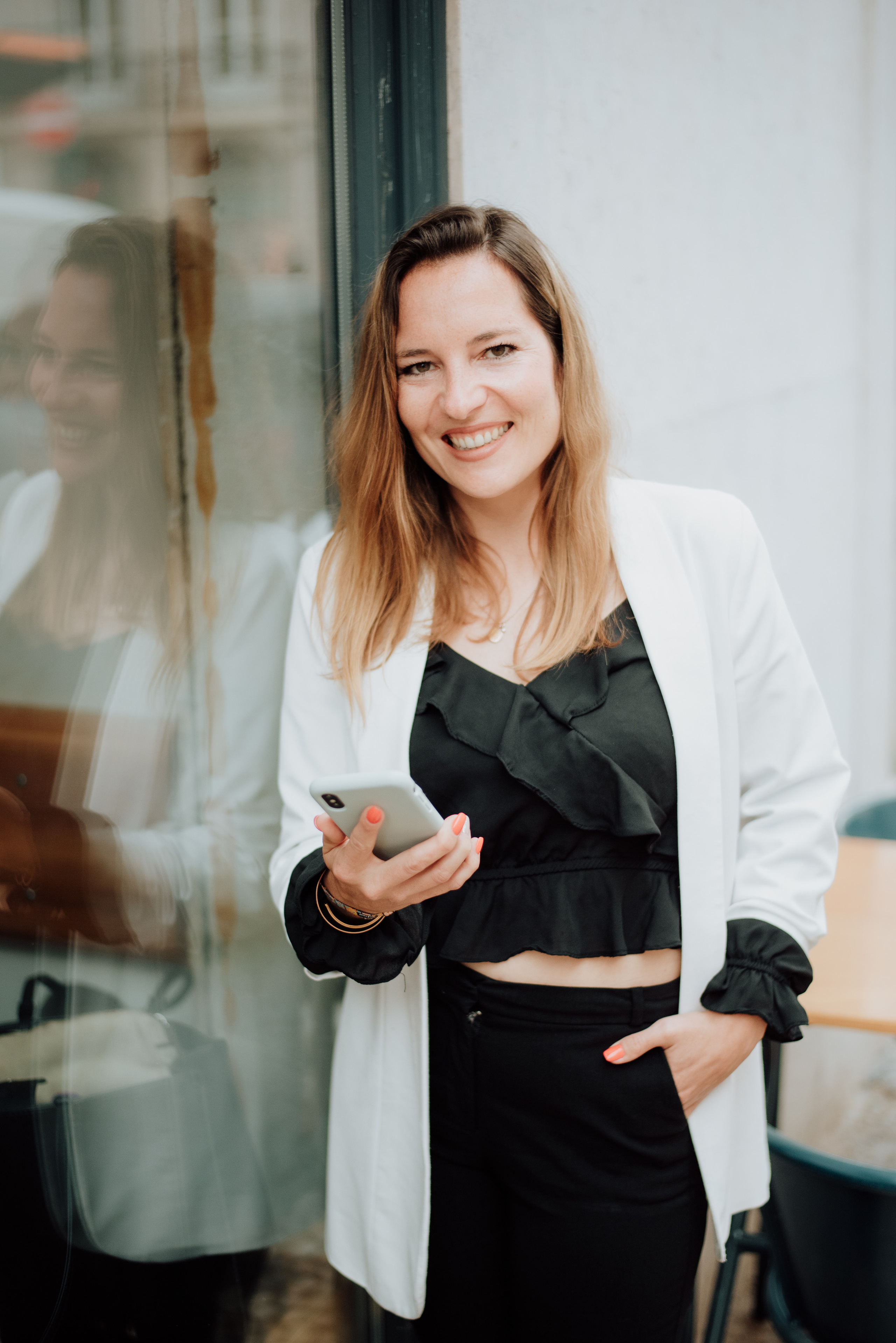 Saskia. Lifestyle, wedding and family photographer