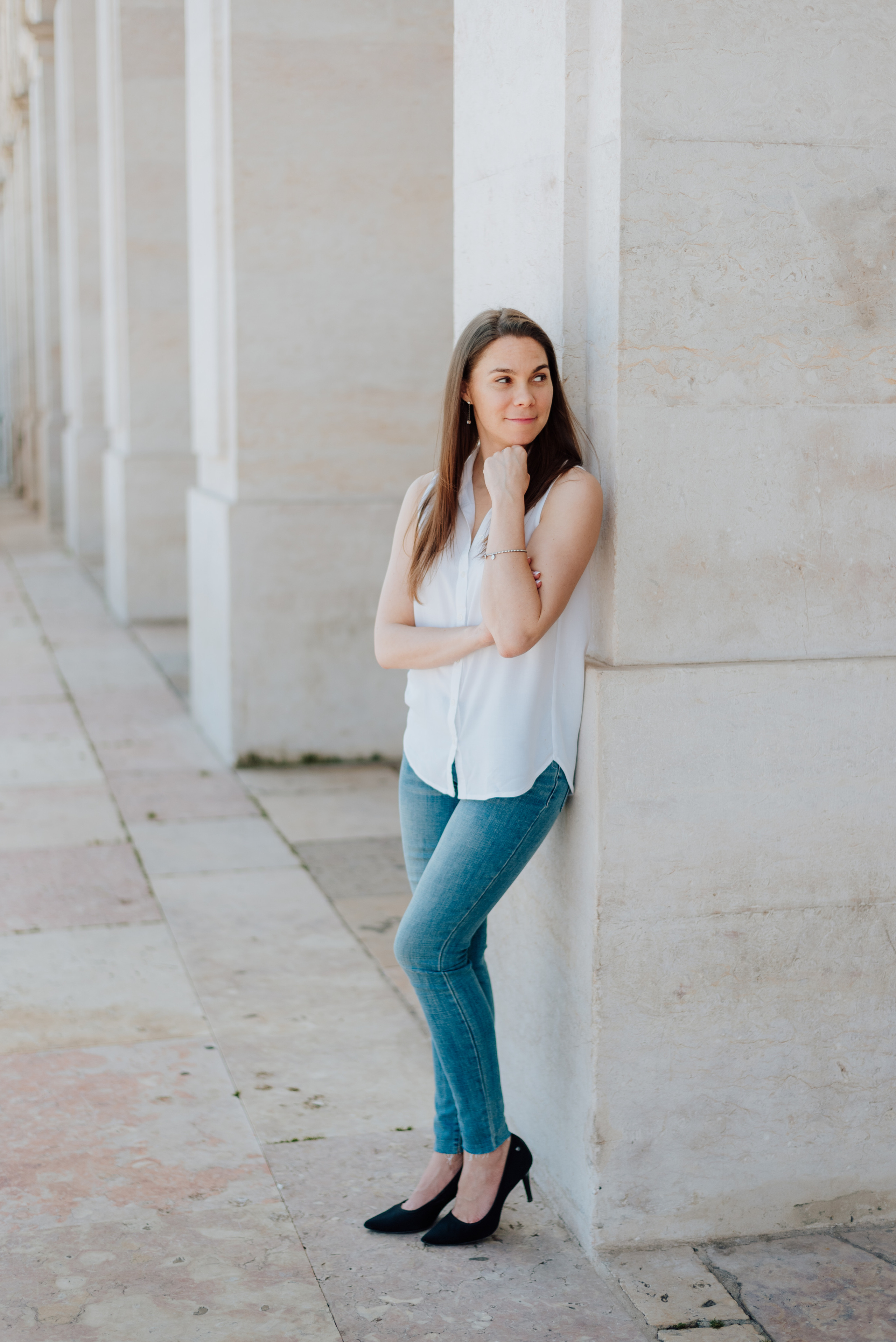 Rhiannon. Lifestyle, wedding and family photographer